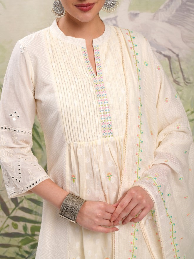 Vishudh Women Cream Embroidered Kurta With Trouser And Dupatta - Cream - Image 5