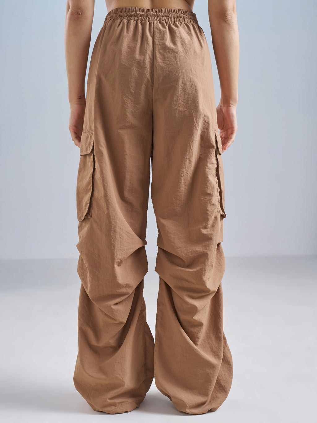 Street By Tokyo Talkies Women Brown Solid Loose Fit Cargos - Brown - Image 3