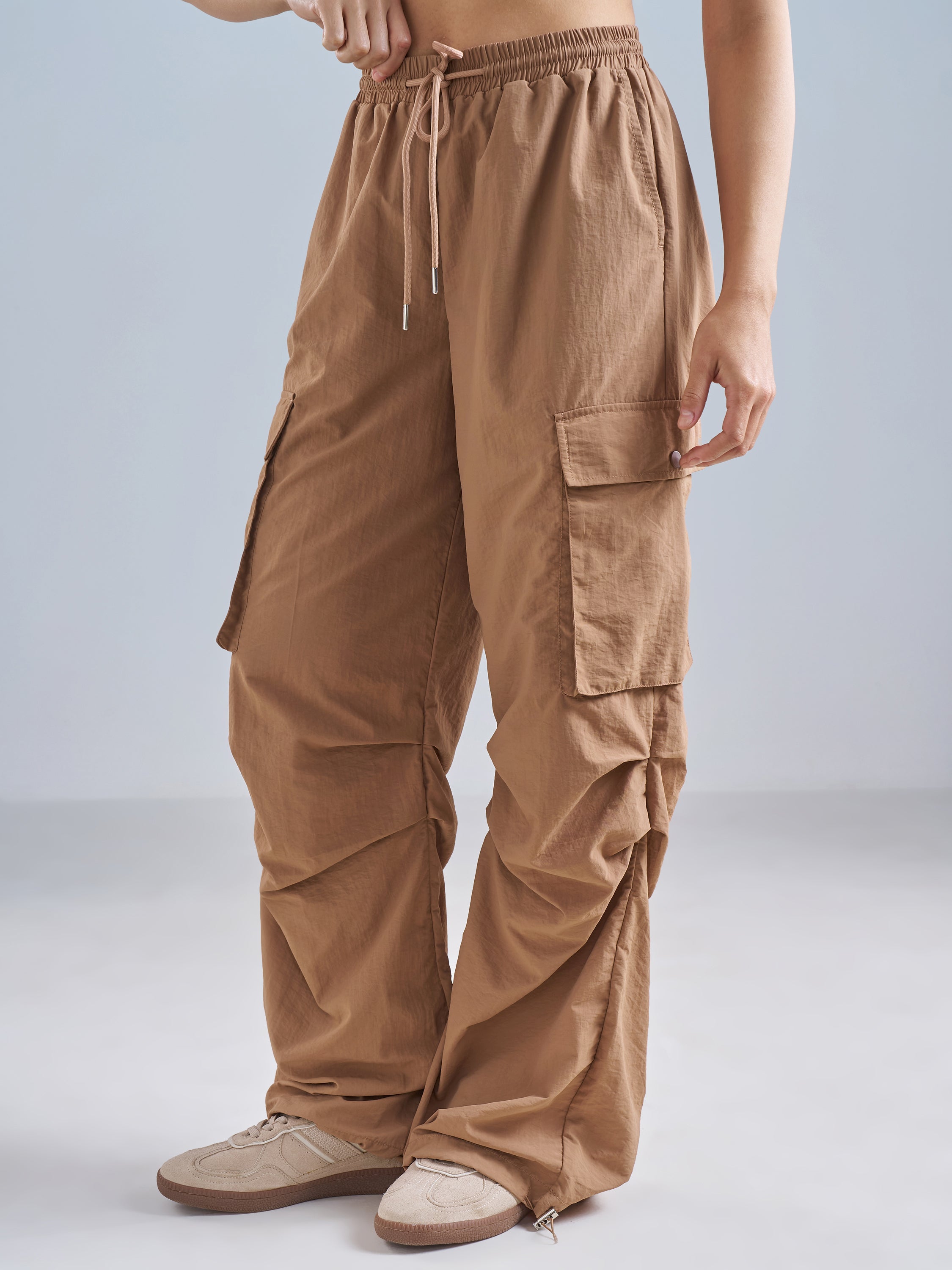 Street By Tokyo Talkies Women Brown Solid Loose Fit Cargos - Brown - Image 4
