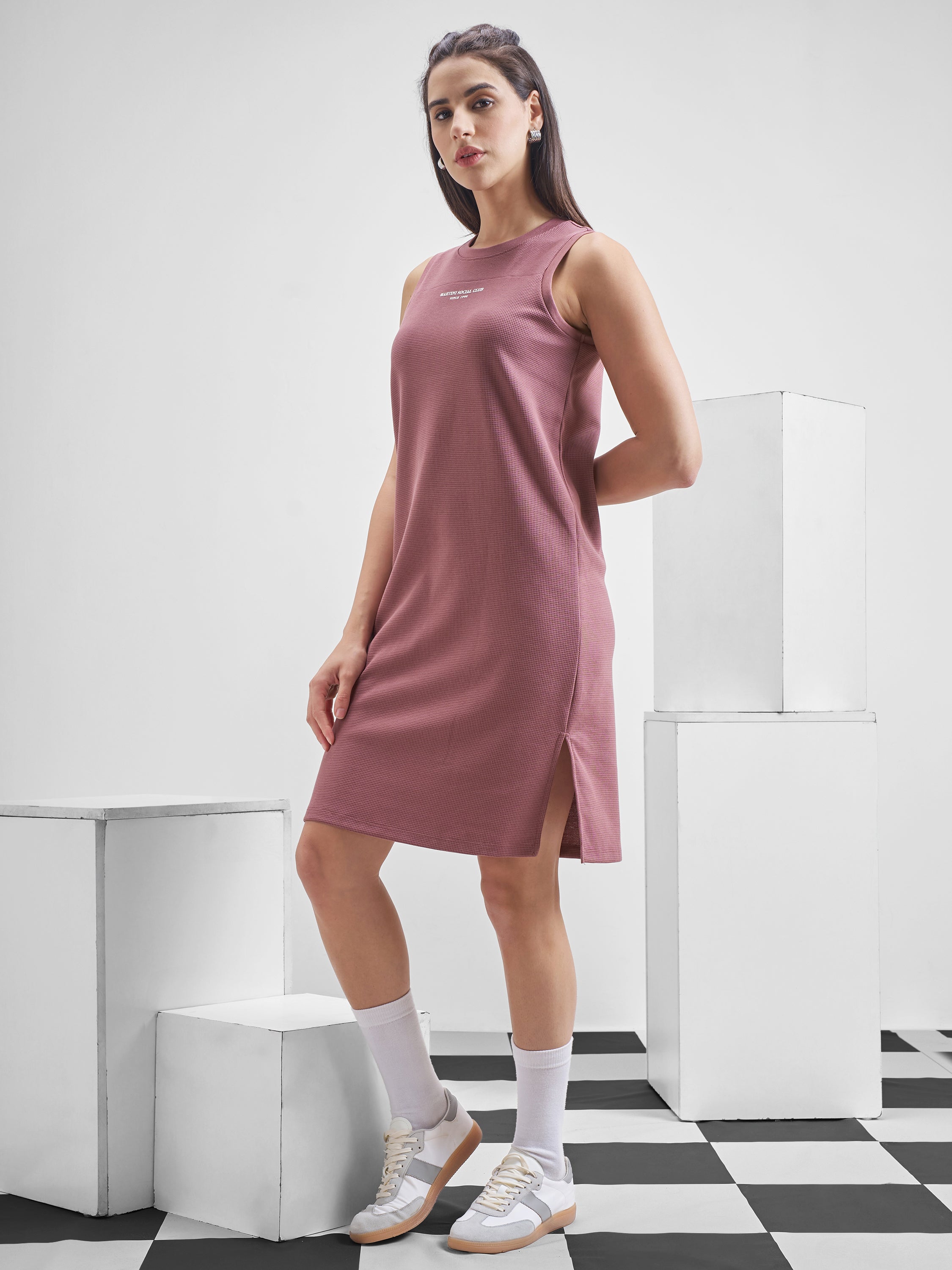 Street By Tokyo Talkies Women Mauve Solid T-Shirt Dress - Mauve - Image 2