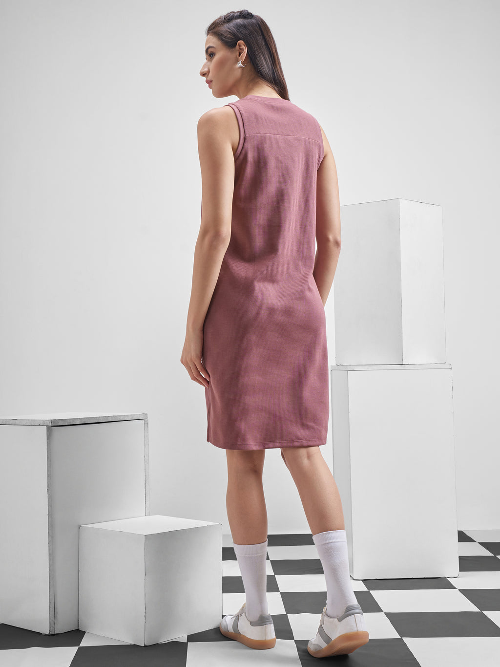 Street By Tokyo Talkies Women Mauve Solid T-Shirt Dress - Mauve - Image 3