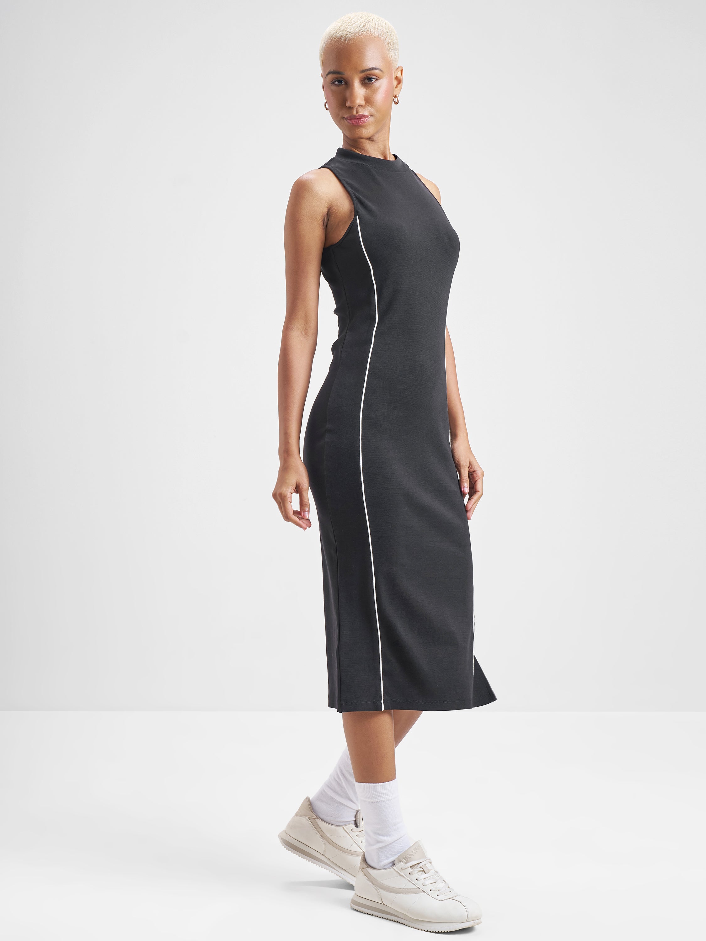 Street By Tokyo Talkies Women Black Solid Bodycon Dress - Black - Image 4
