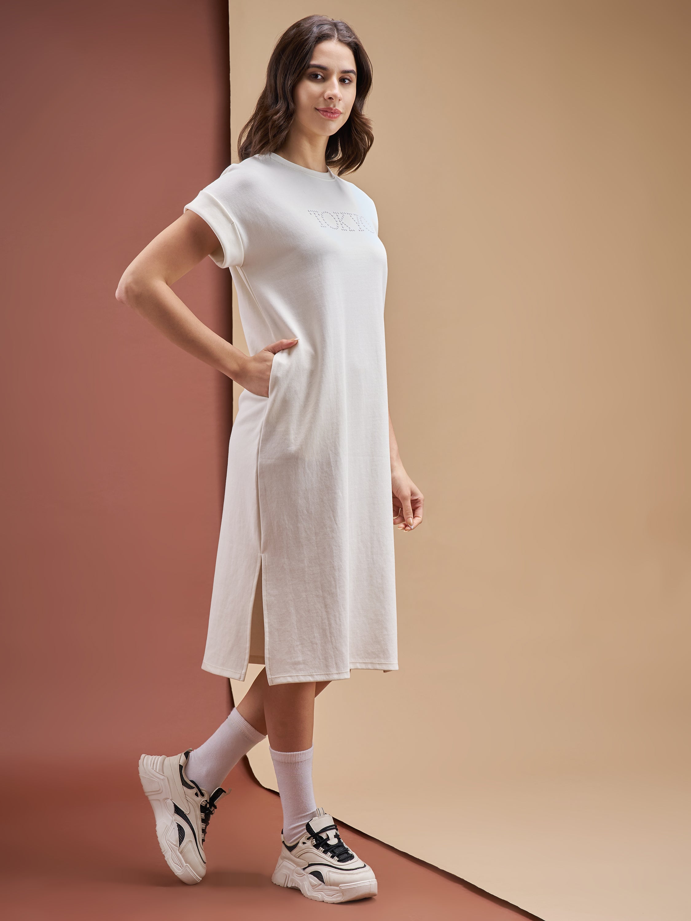 Street By Tokyo Talkies Women Off White Solid T-shirt Dress - Off White - Image 4