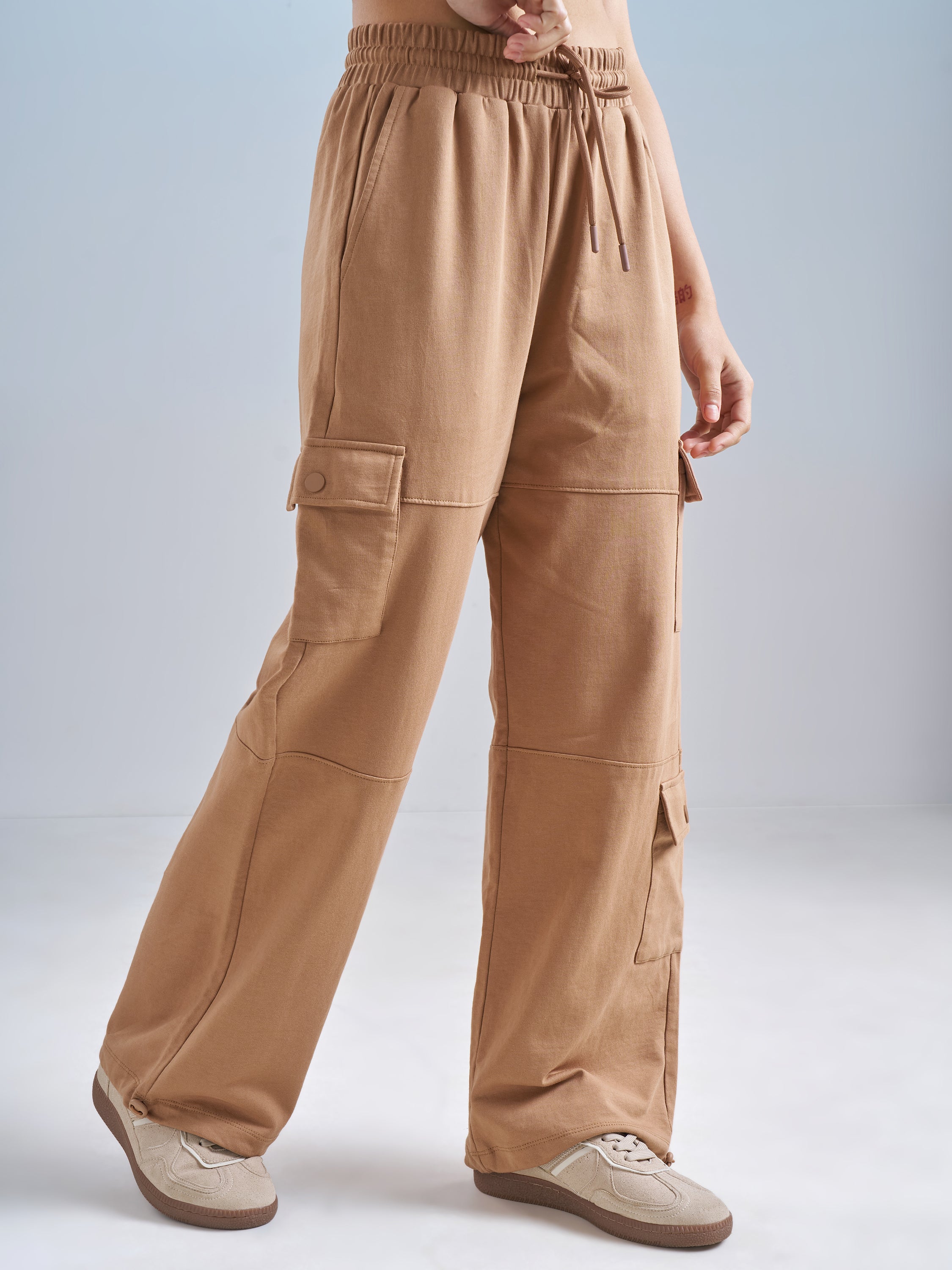 Street By Tokyo Talkies Women Brown Solid Relaxed Fit Cargos - Brown - Image 6