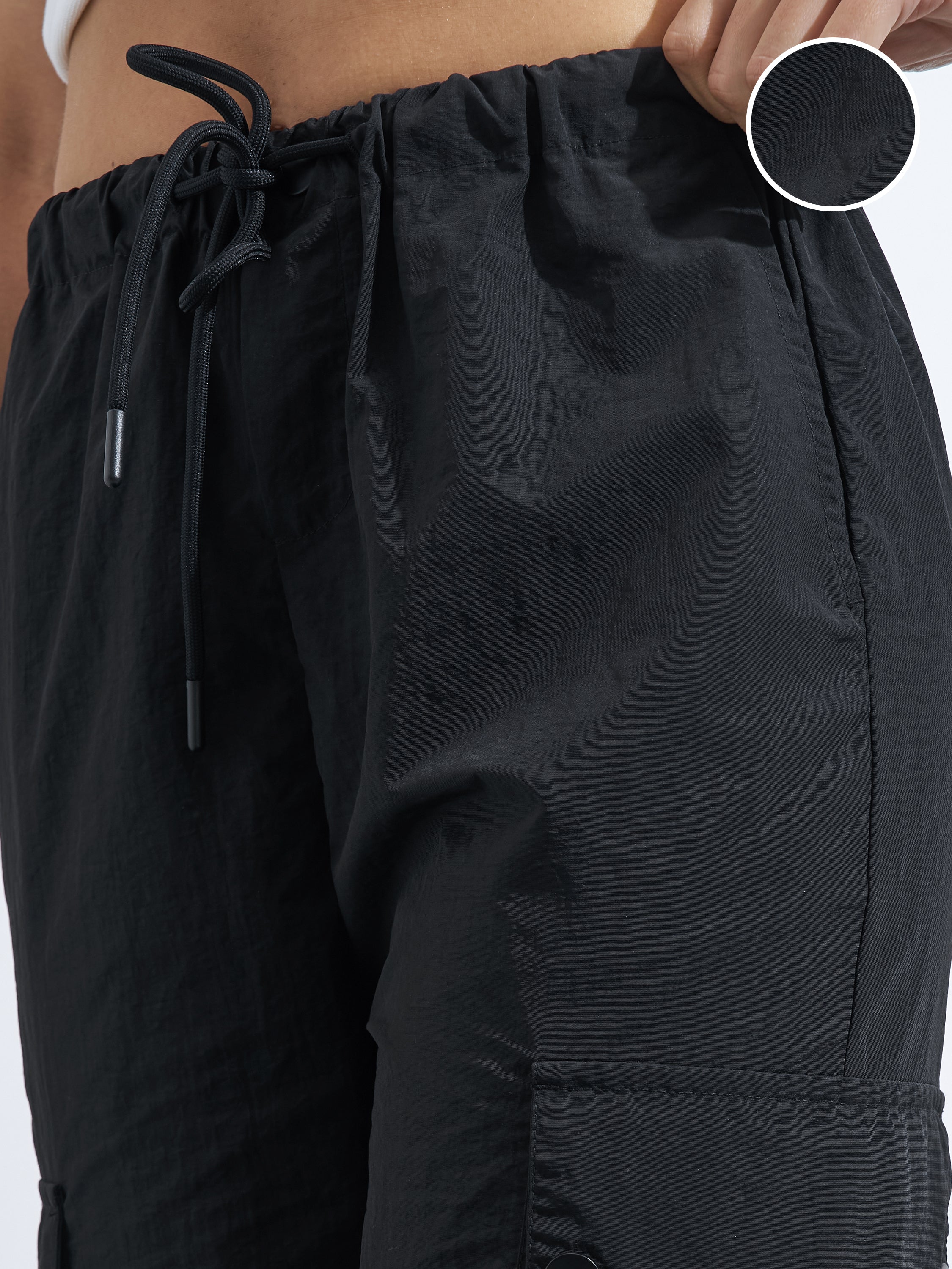 Street By Tokyo Talkies Women Black Solid Regular Fit Cargos - Black - Image 5