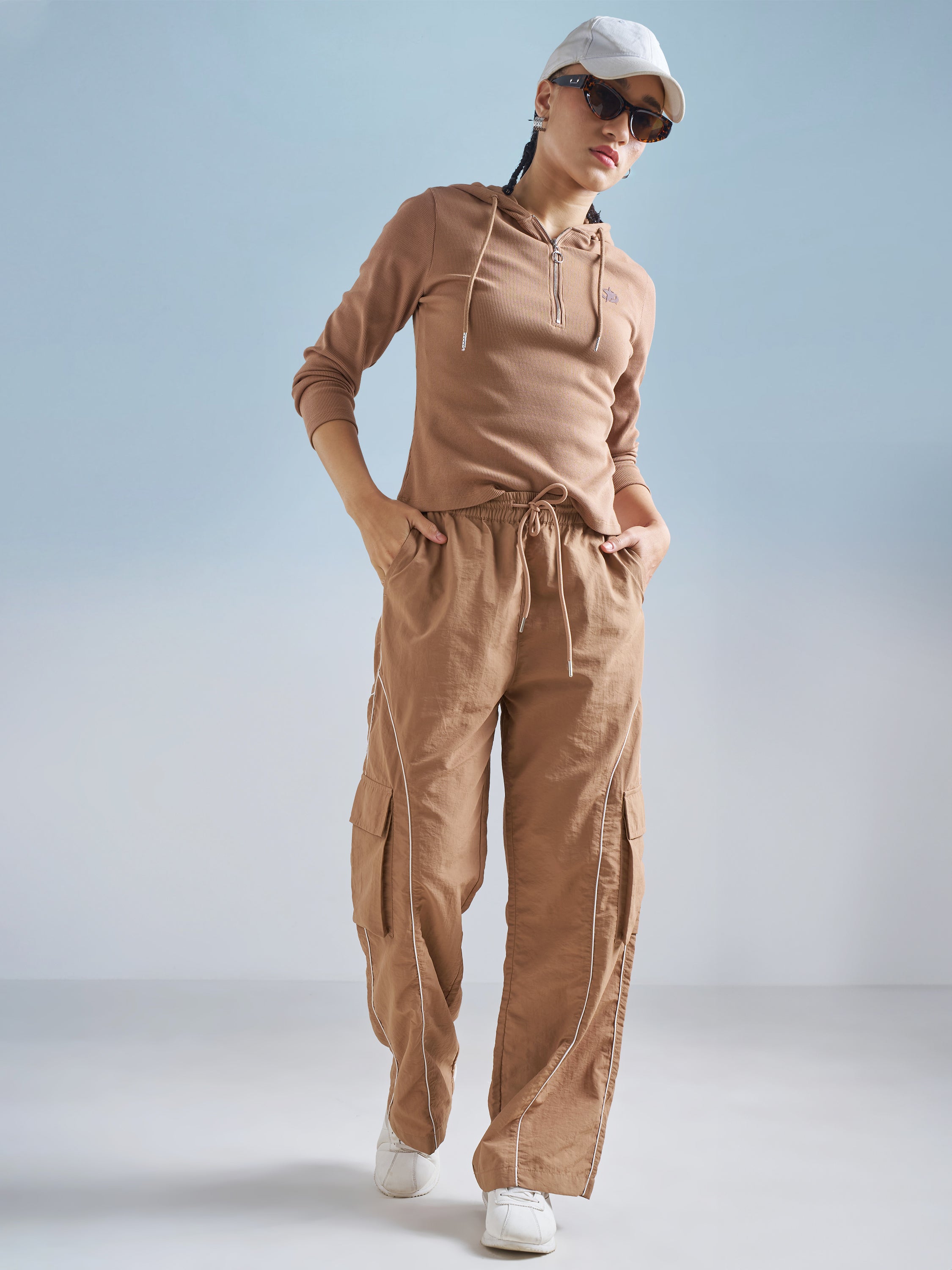 Street By Tokyo Talkies Women Brown Solid Regular Fit Cargos - Brown - Image 2
