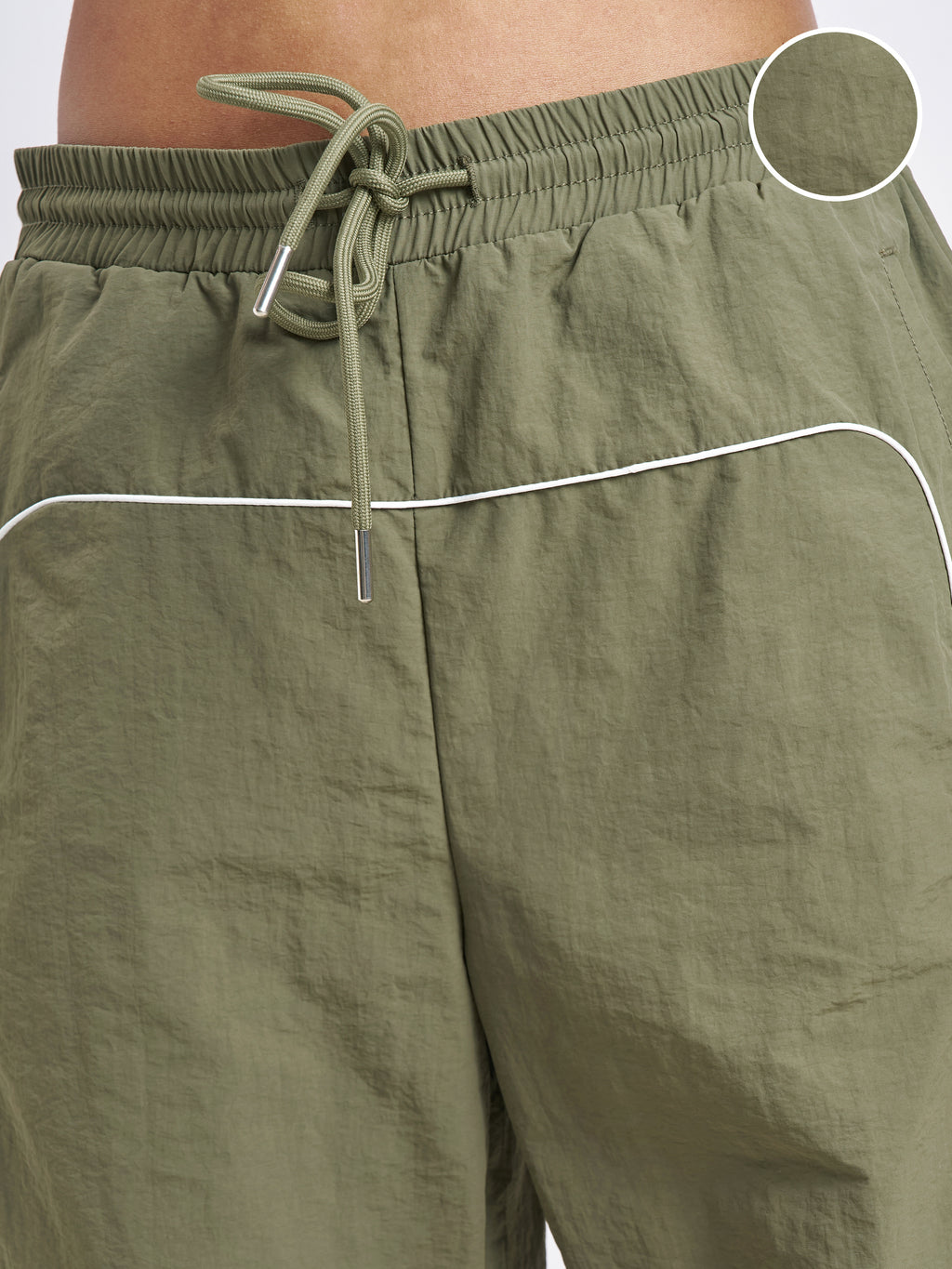 Street By Tokyo Talkies Women Green Solid Straight Fit Regular - Green - Image 5
