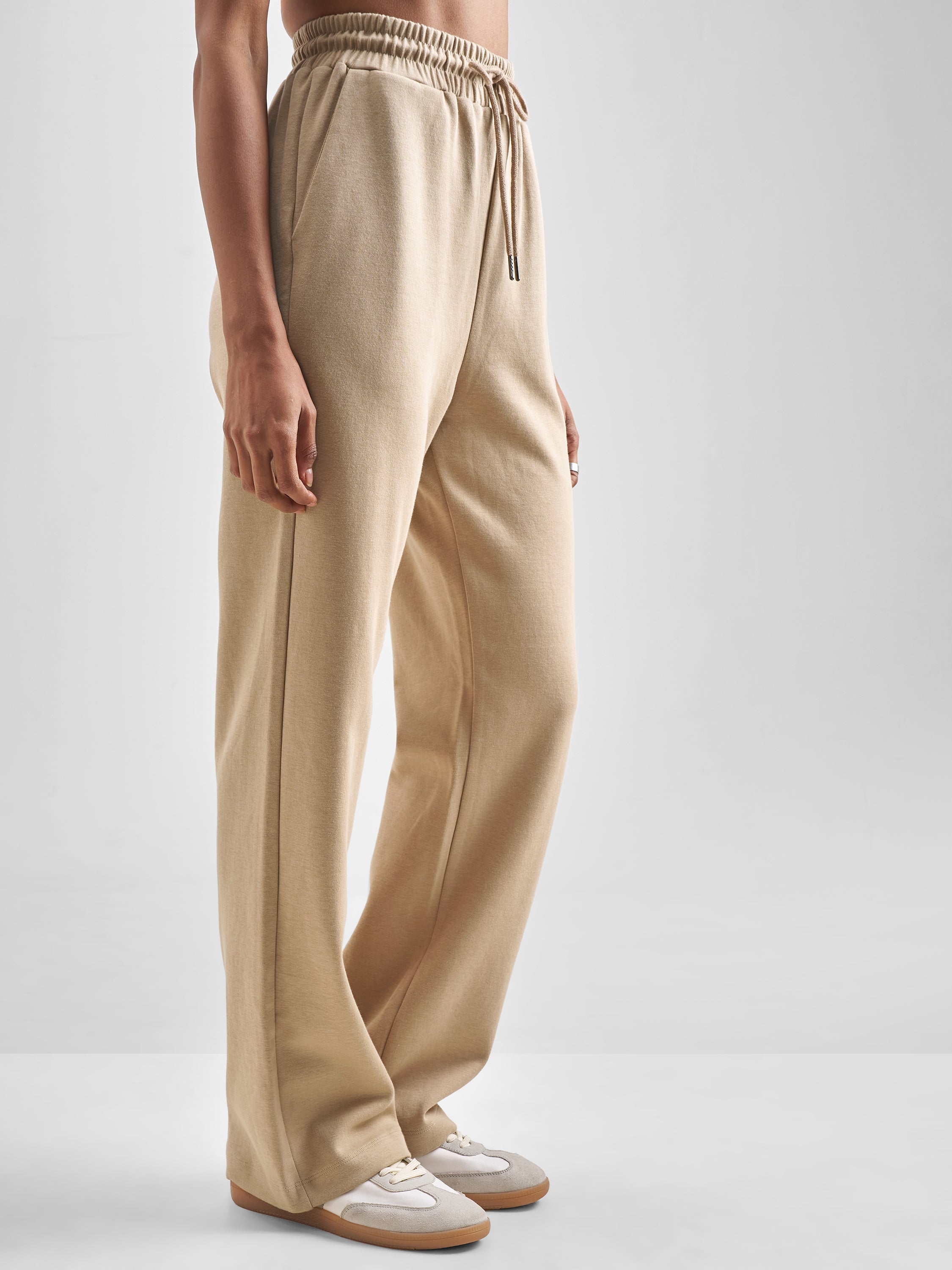 Street By Tokyo Talkies Women Beige Solid Regular Fit Trouser - Beige - Image 6
