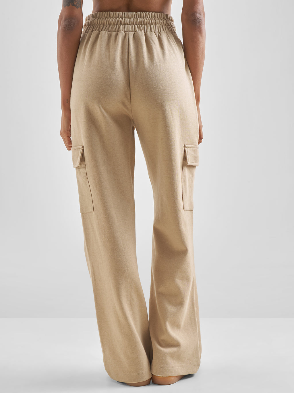 Street By Tokyo Talkies Women Beige Solid Straight Fit Cargos - Beige - Image 3