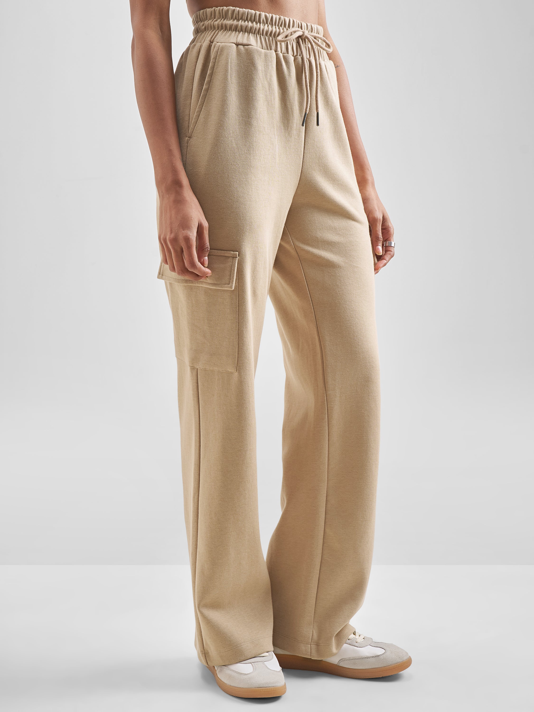 Street By Tokyo Talkies Women Beige Solid Straight Fit Cargos - Beige - Image 6