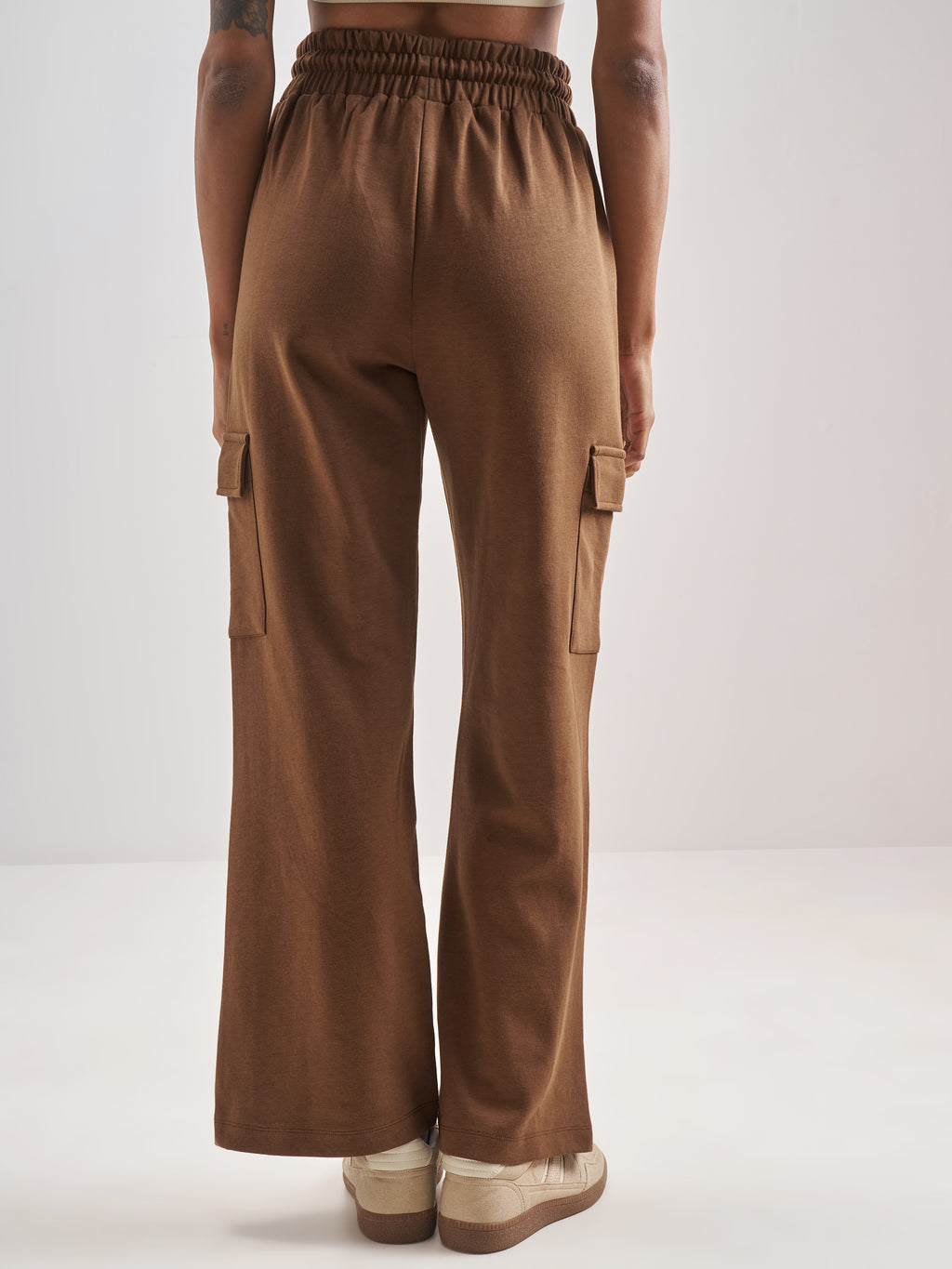 Street By Tokyo Talkies Women Brown Solid Straight Fit Regular Trouser - Brown - Image 3