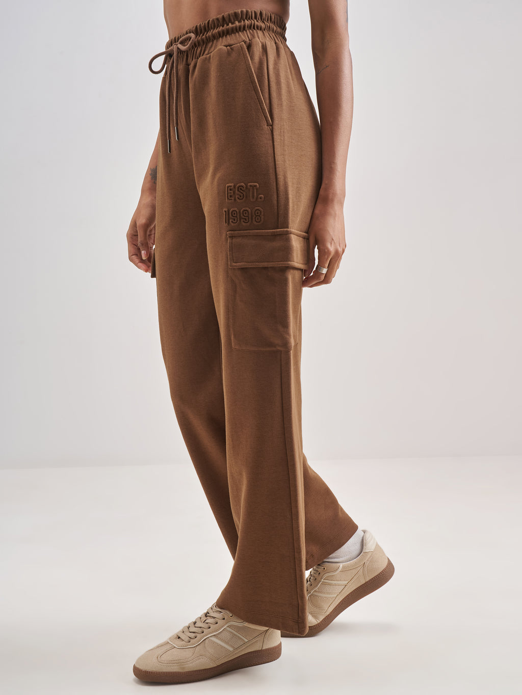 Street By Tokyo Talkies Women Brown Solid Straight Fit Regular Trouser - Brown - Image 4