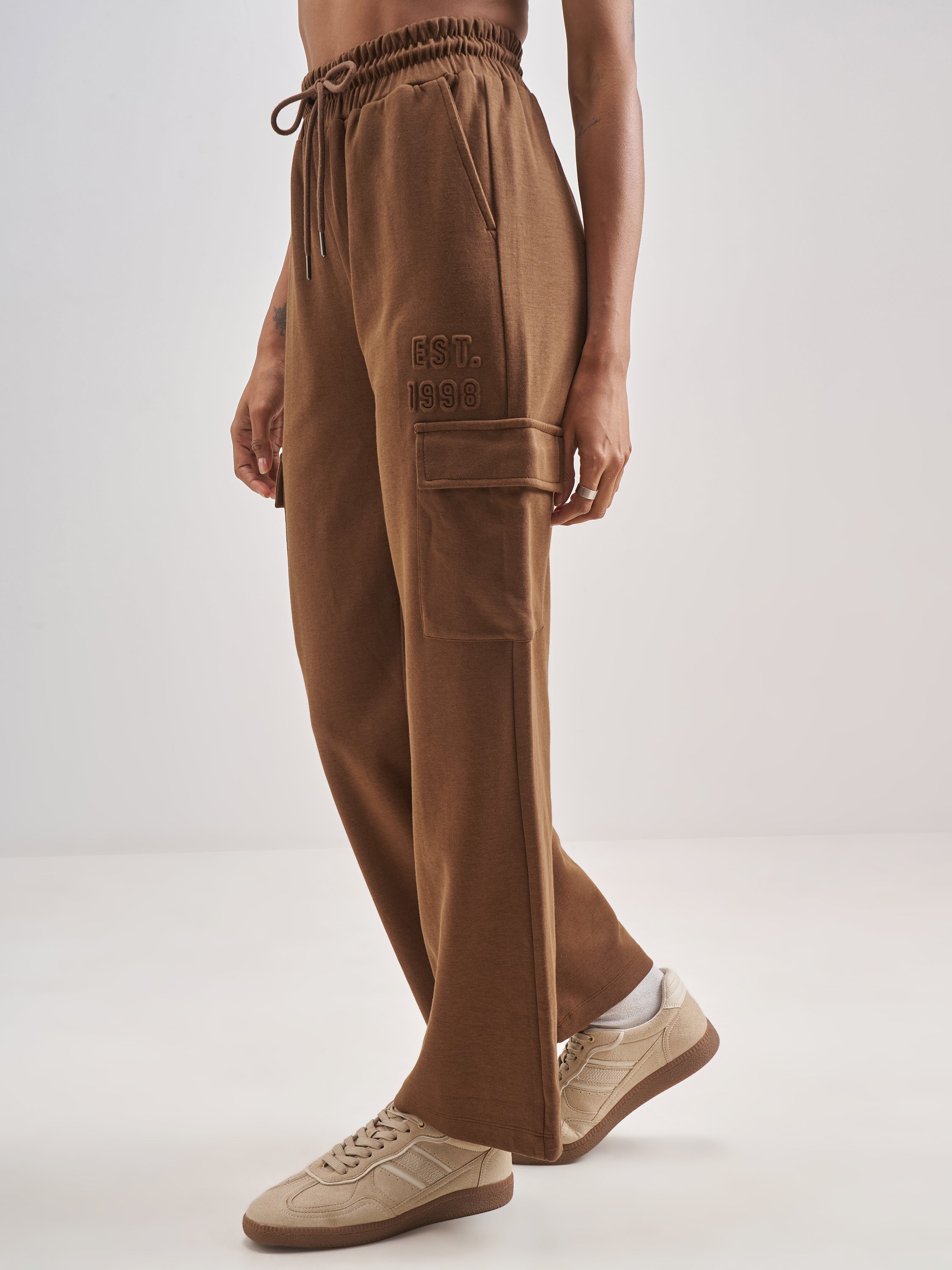 Street By Tokyo Talkies Women Brown Solid Straight Fit Regular Trouser - Brown - Image 4