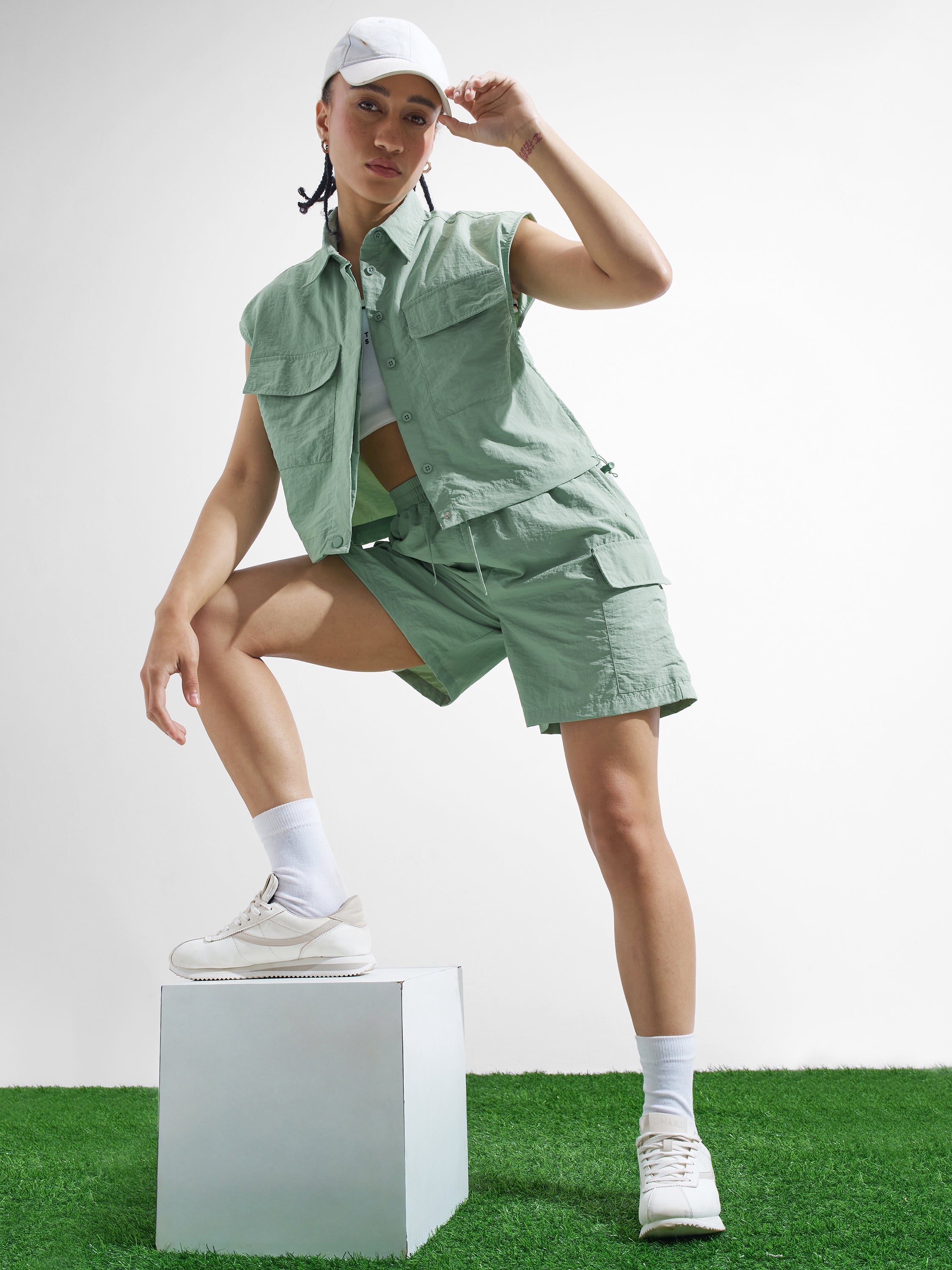Street By Tokyo Talkies Women Green Solid Shirt Style Top - Green - Image 2