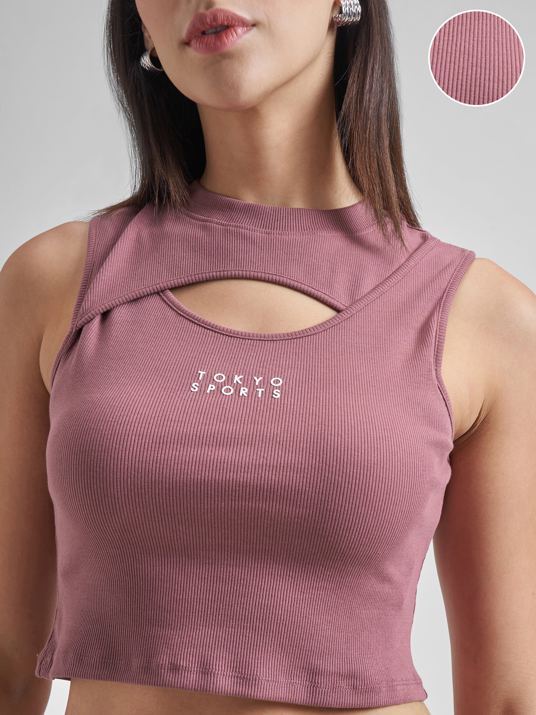 Street By Tokyo Talkies Women Mauve Solid Regular Top - Mauve - Image 5