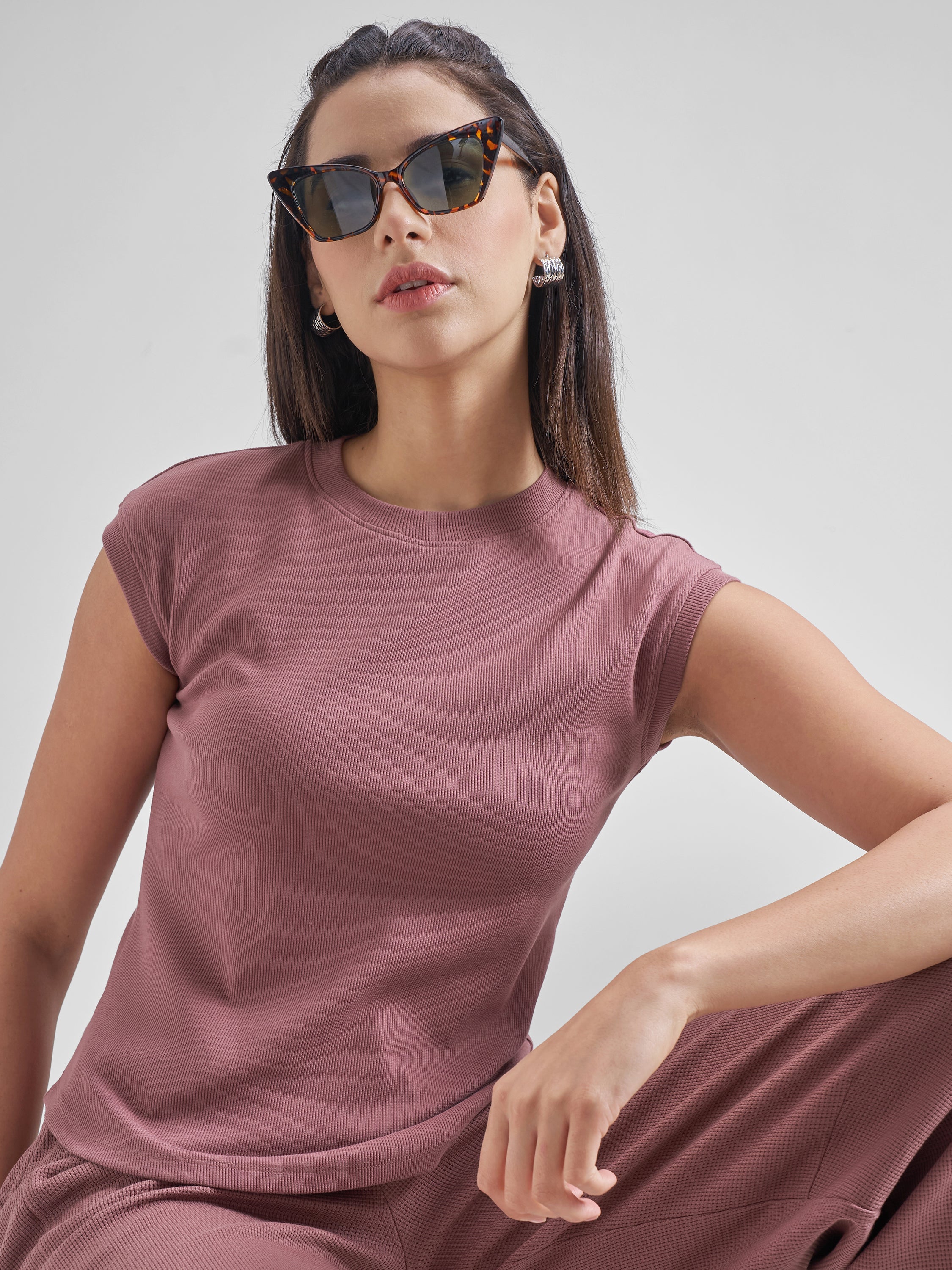 Street By Tokyo Talkies Women Mauve Solid Regular Top - Mauve - Image 1