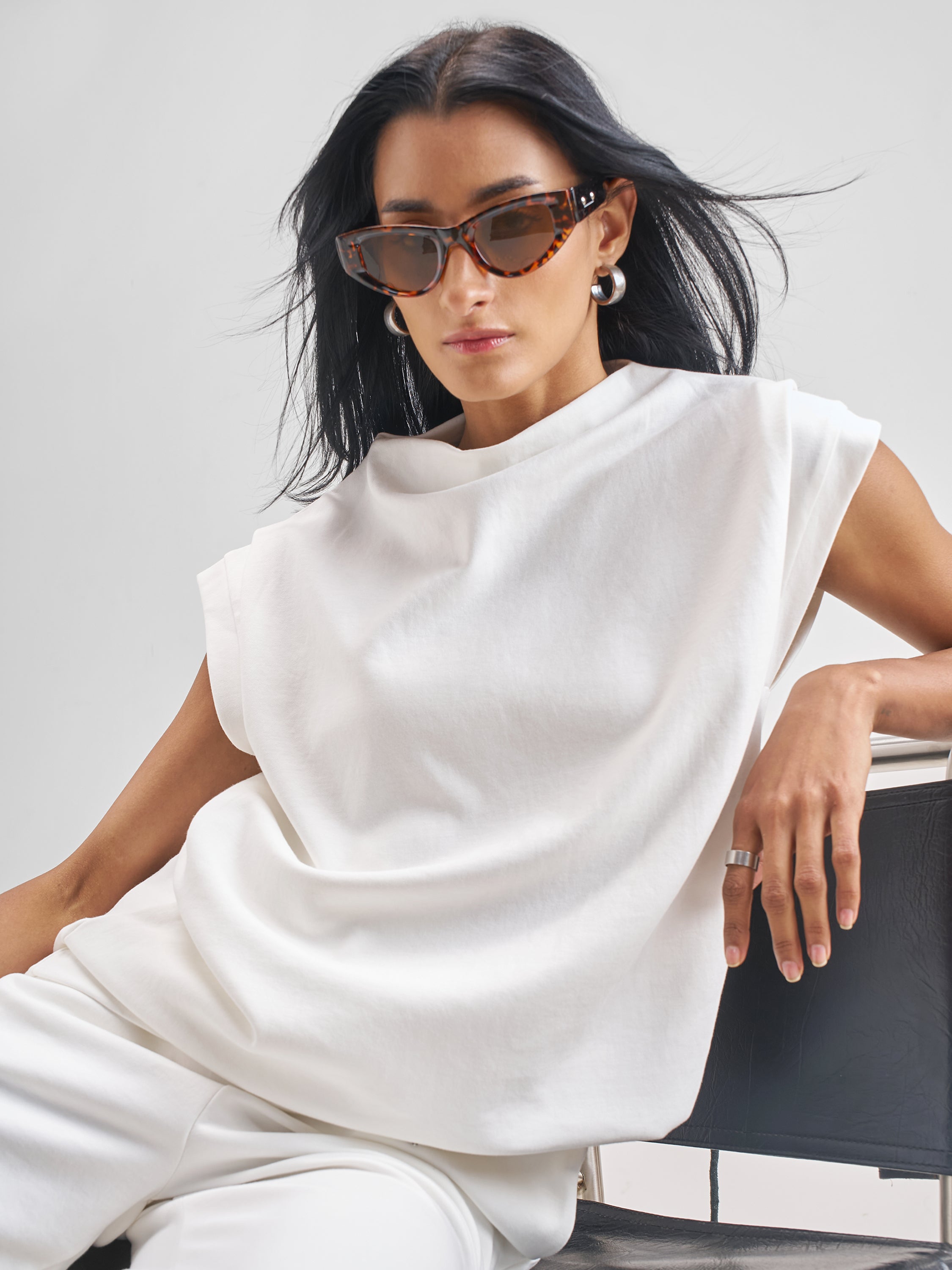 Street By Tokyo Talkies Women White Solid Regular Top - White - Image 1