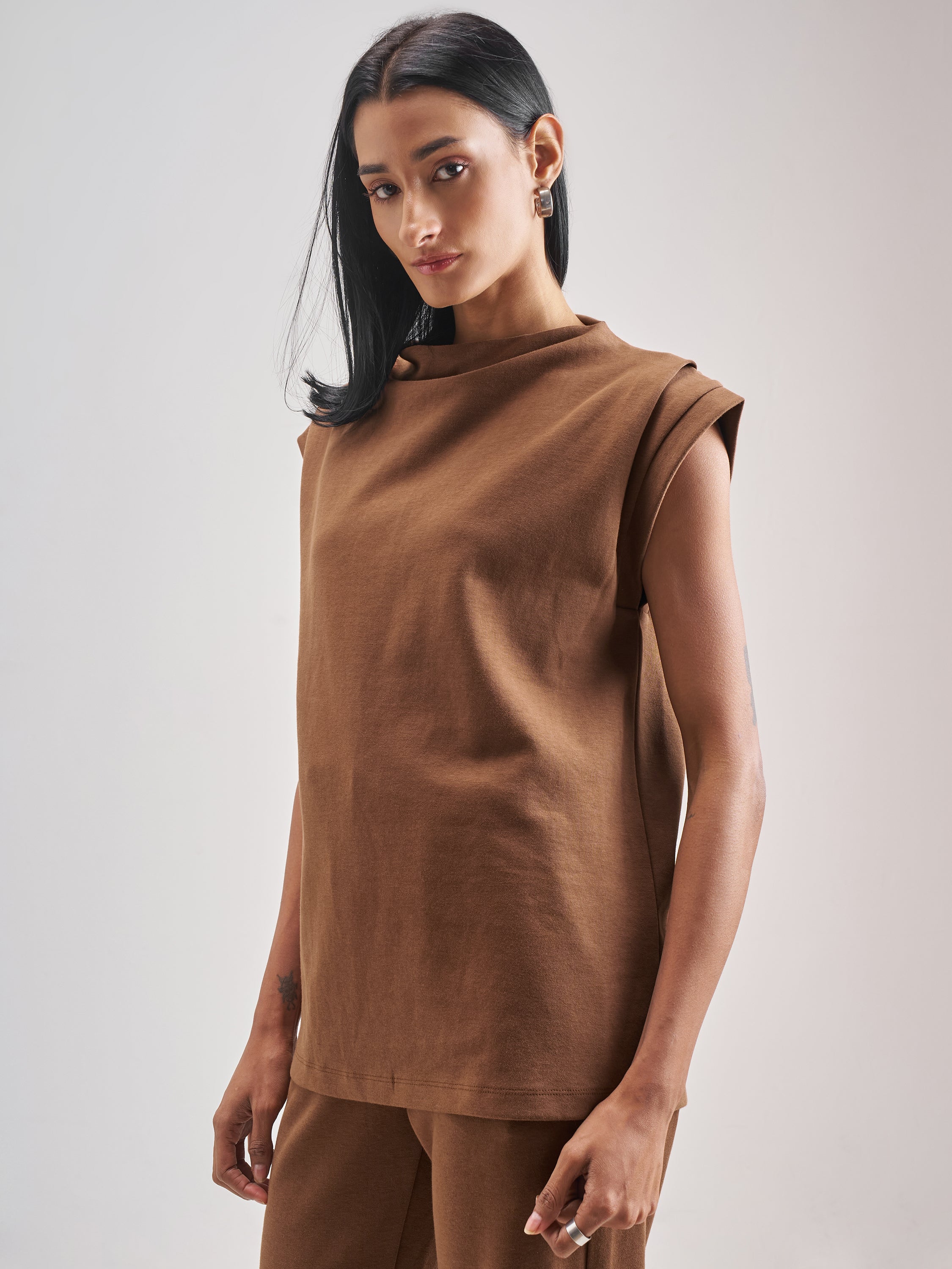 Street By Tokyo Talkies Women Brown Solid Regular Top - Brown - Image 4