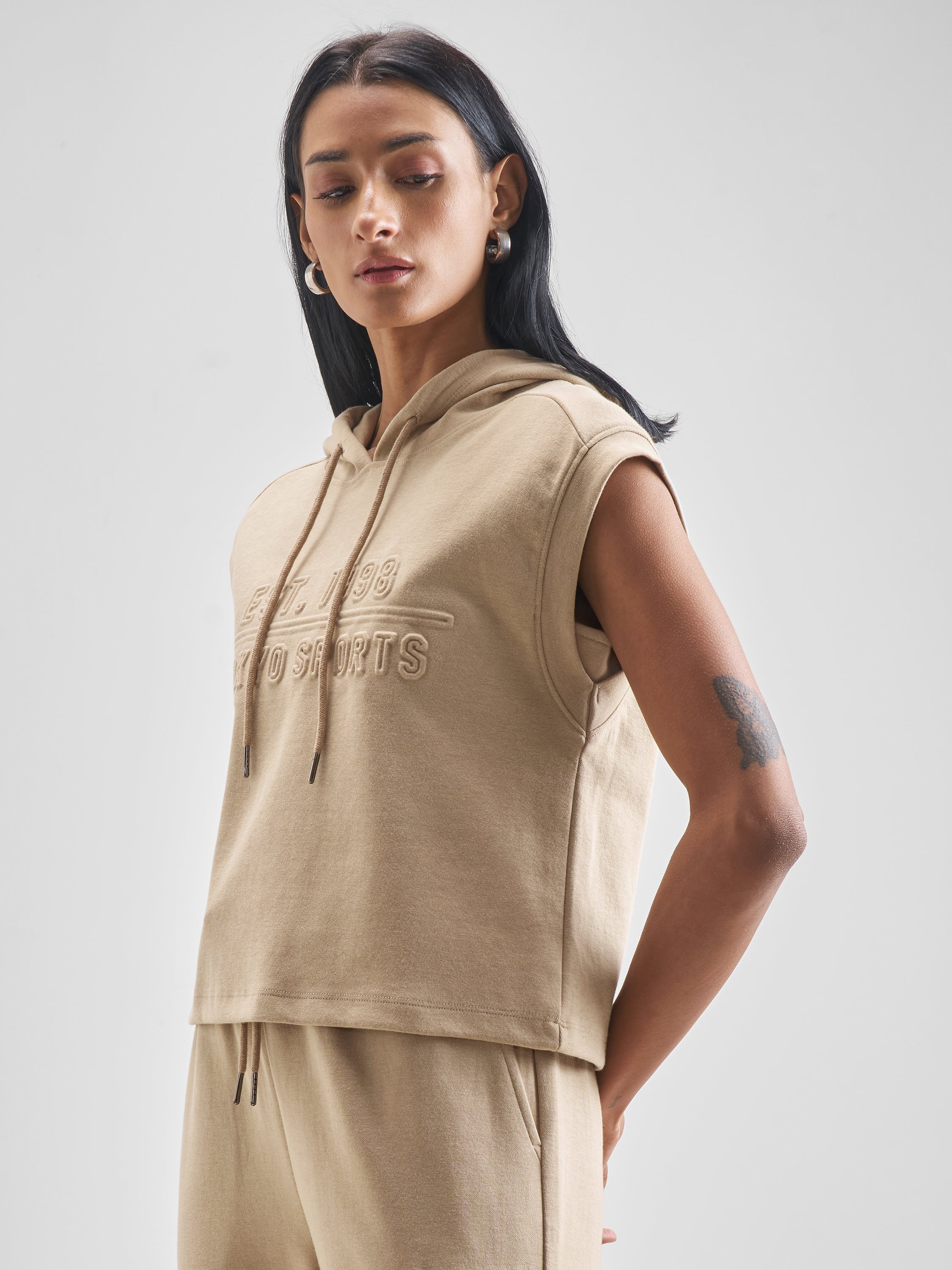Street By Tokyo Talkies Women Beige Printed Regular Top - Beige - Image 4