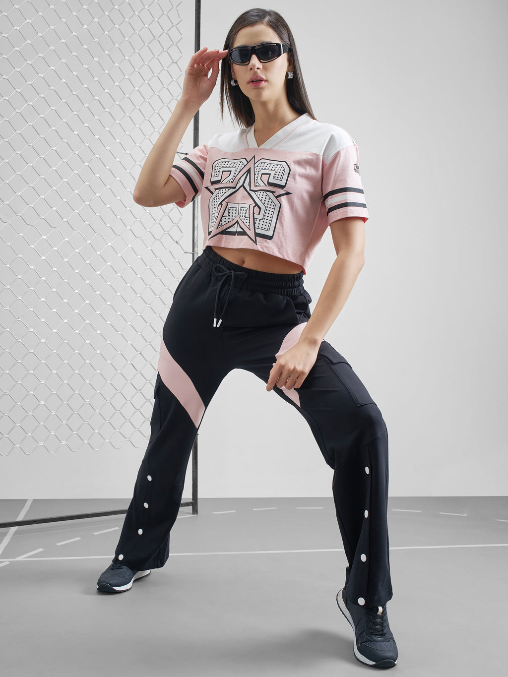 Street By Tokyo Talkies Women Pink Printed V-Neck T-Shirt - Pink - Image 2