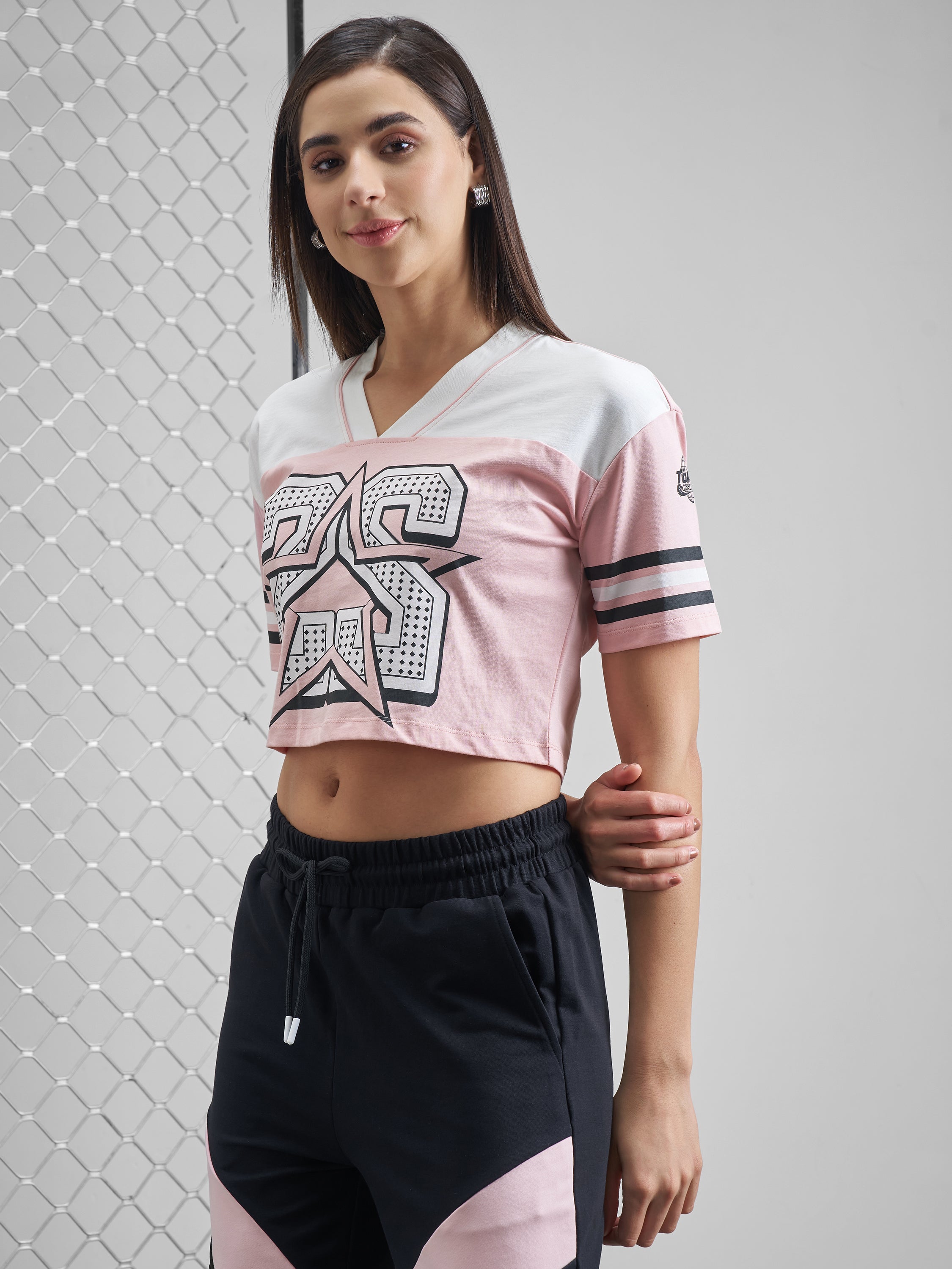 Street By Tokyo Talkies Women Pink Printed V-Neck T-Shirt - Pink - Image 4