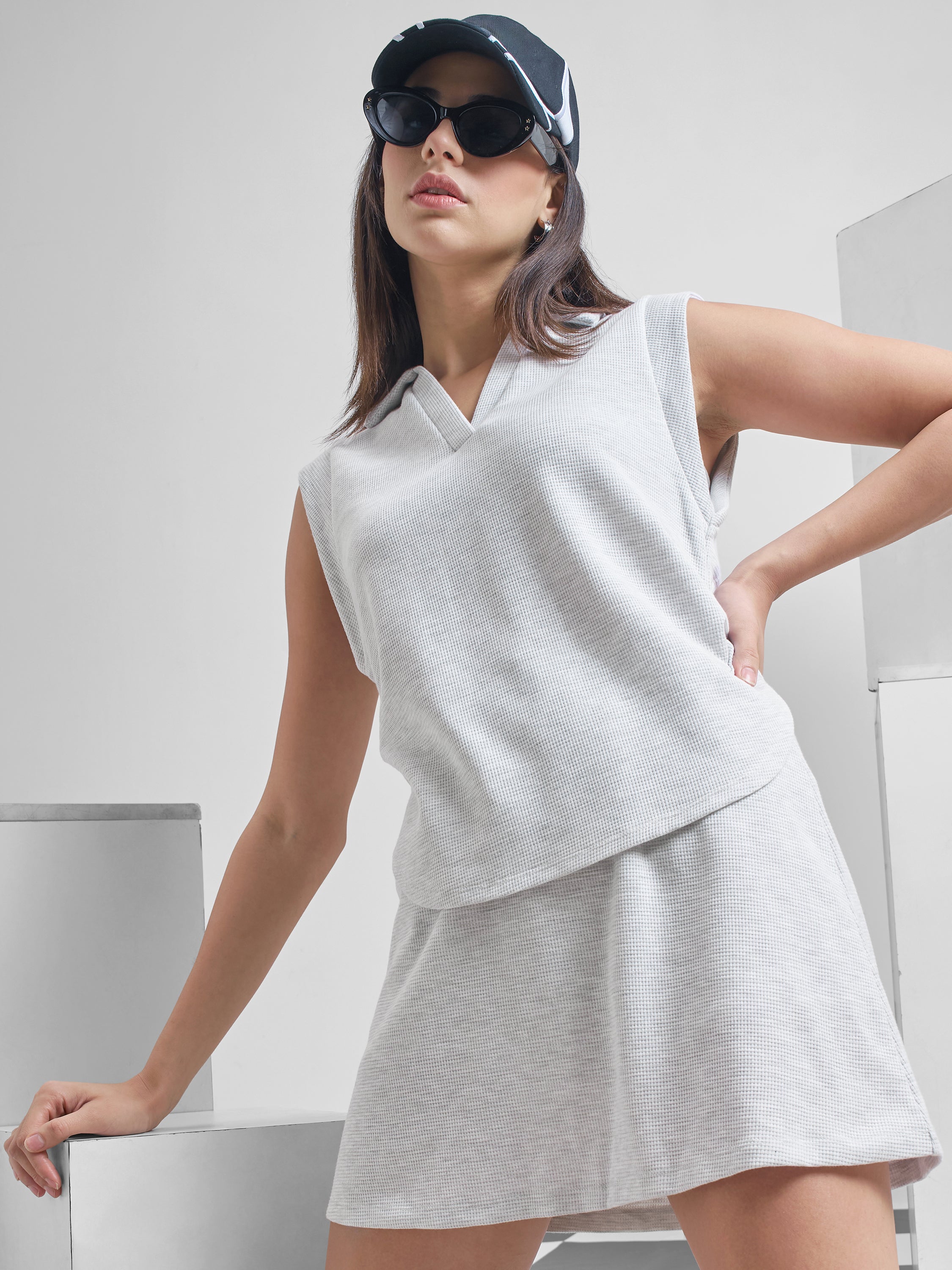Street By Tokyo Talkies Women Grey Solid Polo Collar Oversized Fit T-Shirt - Grey - Image 1