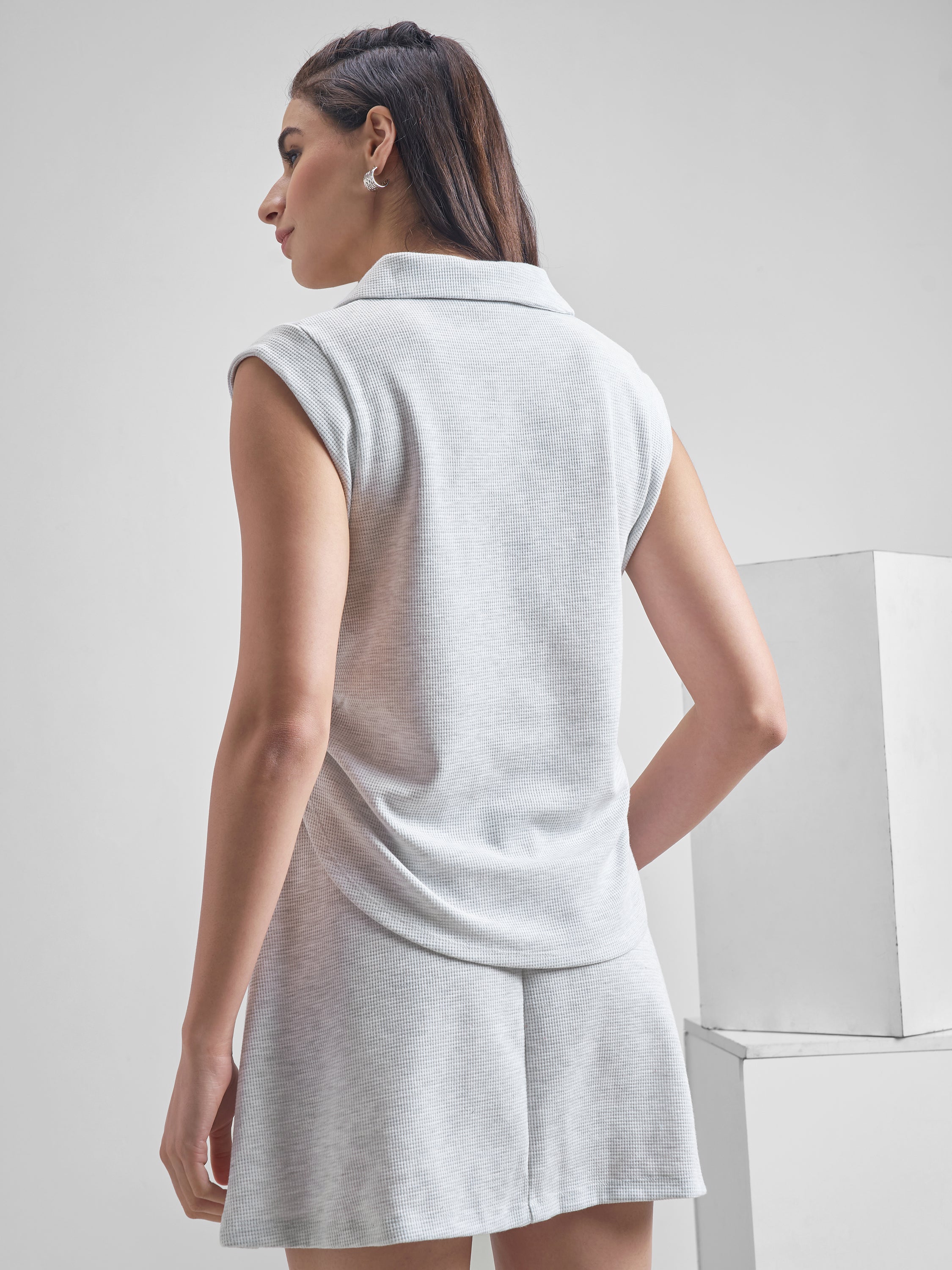 Street By Tokyo Talkies Women Grey Solid Polo Collar Oversized Fit T-Shirt - Grey - Image 3