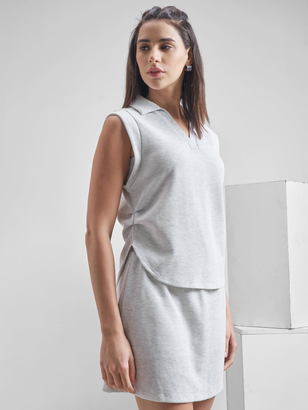 Street By Tokyo Talkies Women Grey Solid Polo Collar Oversized Fit T-Shirt - Grey - Image 6
