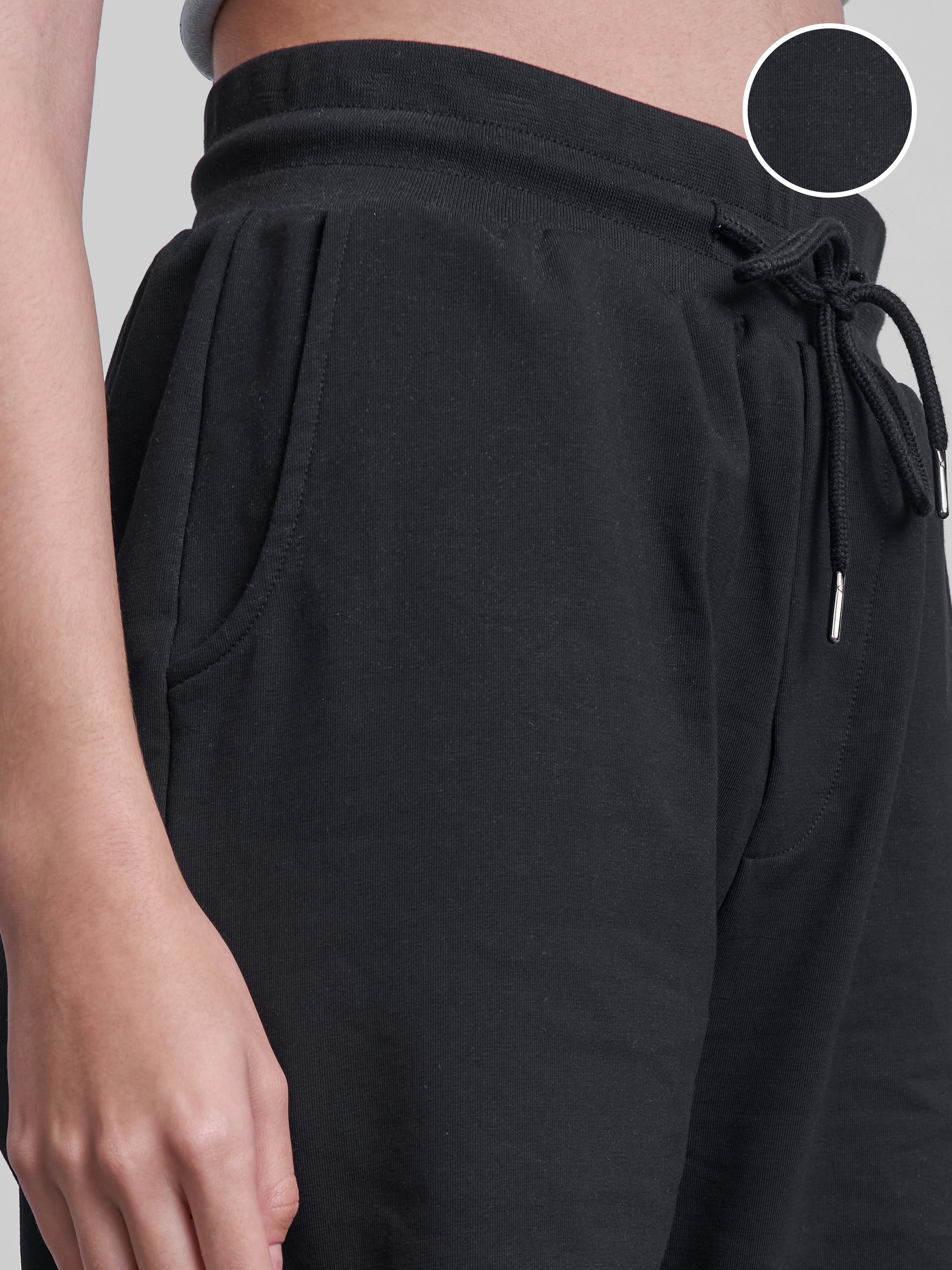 Street By Tokyo Talkies Women Black Regular Fit Bermuda Shorts - Black - Image 5