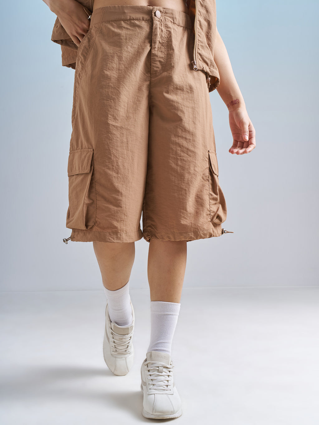 Street By Tokyo Talkies Women Brown Relaxed Fit Cargo Shorts - Brown - Image 1