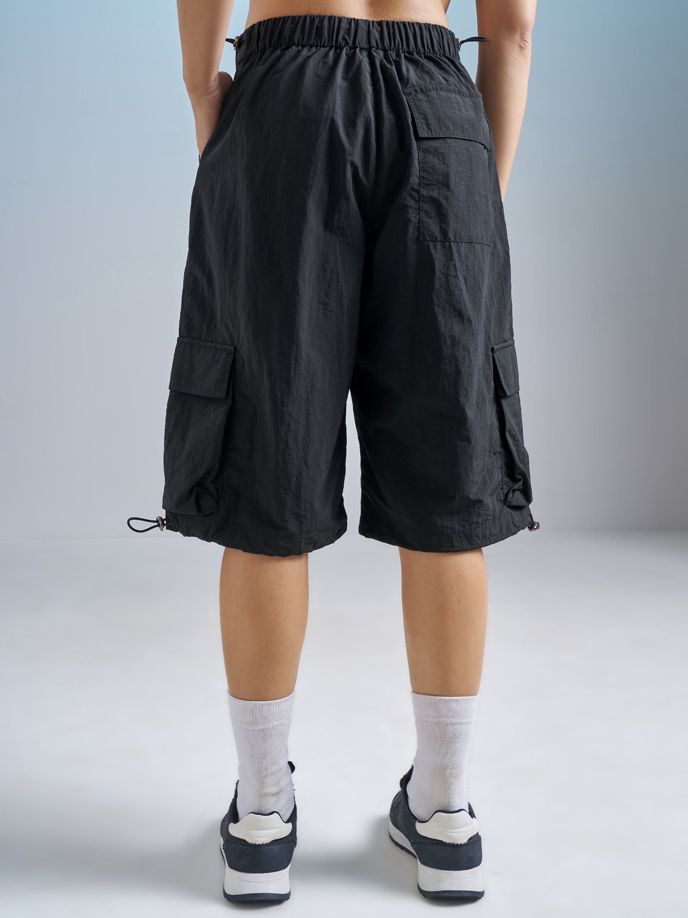 Street By Tokyo Talkies Women Black Relaxed Fit Cargo Shorts - Black - Image 3