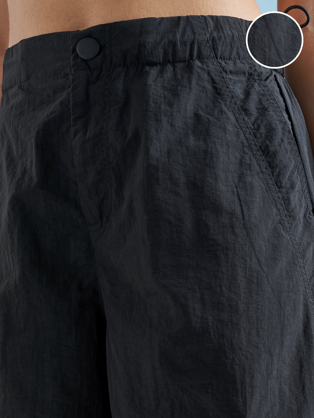 Street By Tokyo Talkies Women Black Relaxed Fit Cargo Shorts - Black - Image 5