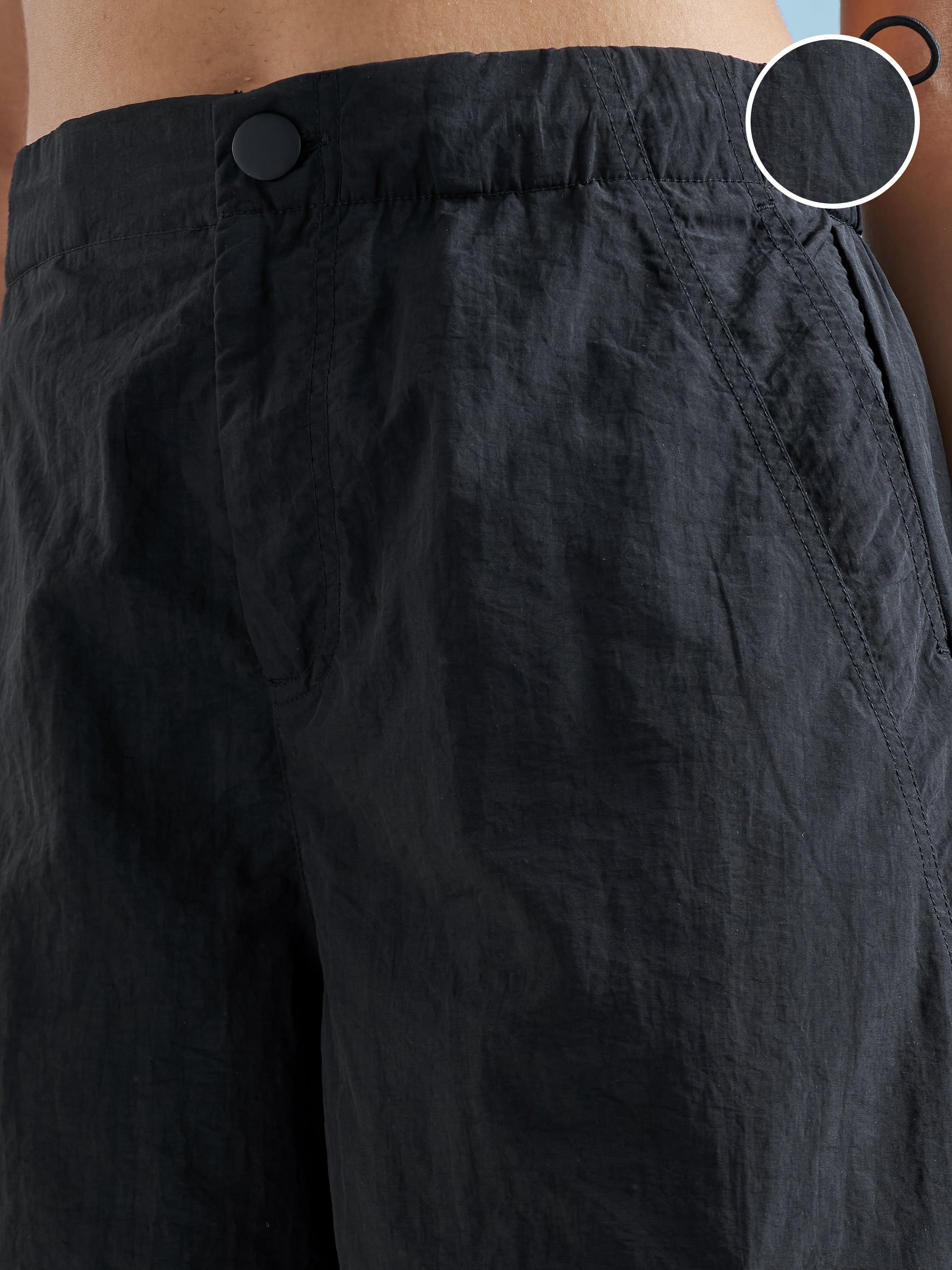 Street By Tokyo Talkies Women Black Relaxed Fit Cargo Shorts - Black - Image 5