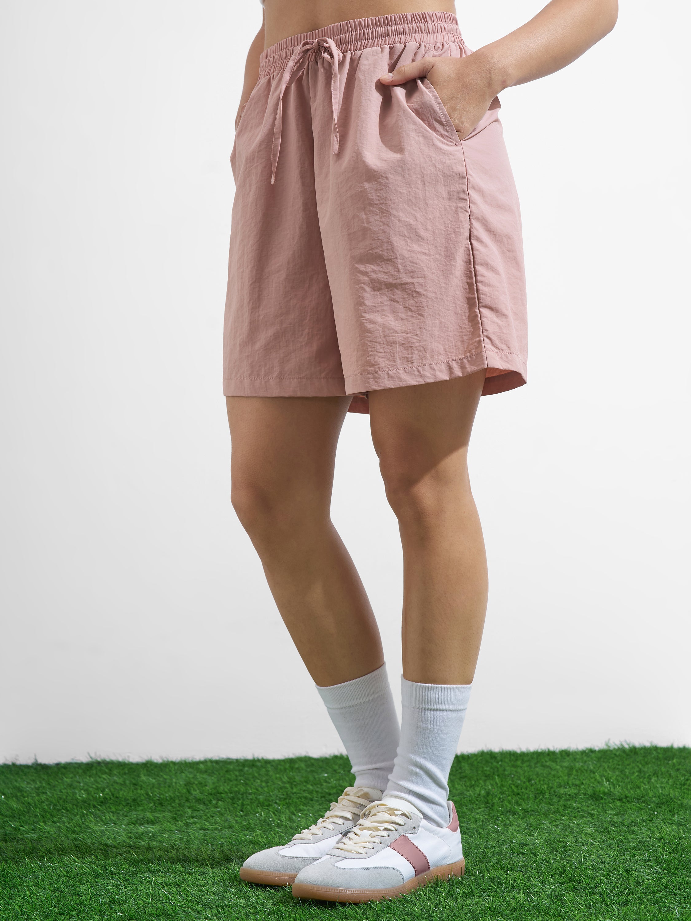 Street By Tokyo Talkies Women Pink Regular Fit Shorts - Pink - Image 4