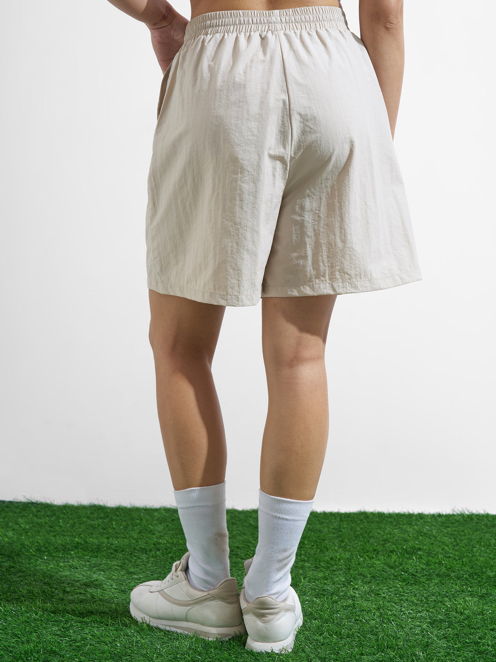 Street By Tokyo Talkies Women Beige Regular Fit Shorts - Beige - Image 3