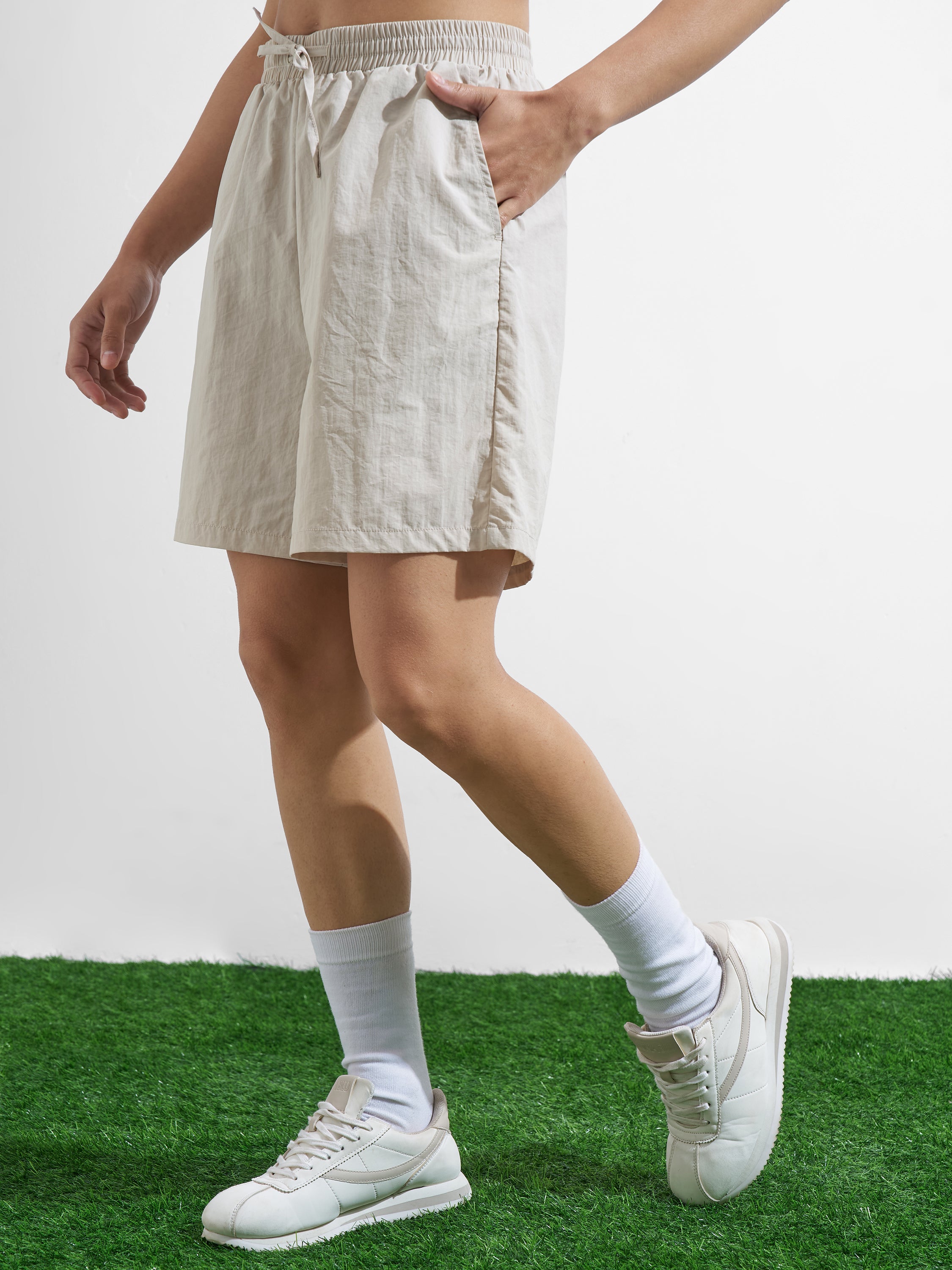 Street By Tokyo Talkies Women Beige Regular Fit Shorts - Beige - Image 4