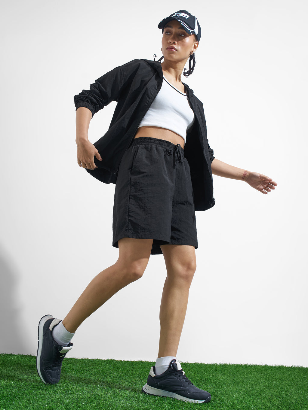 Street By Tokyo Talkies Women Black Regular Fit Shorts - Black - Image 2