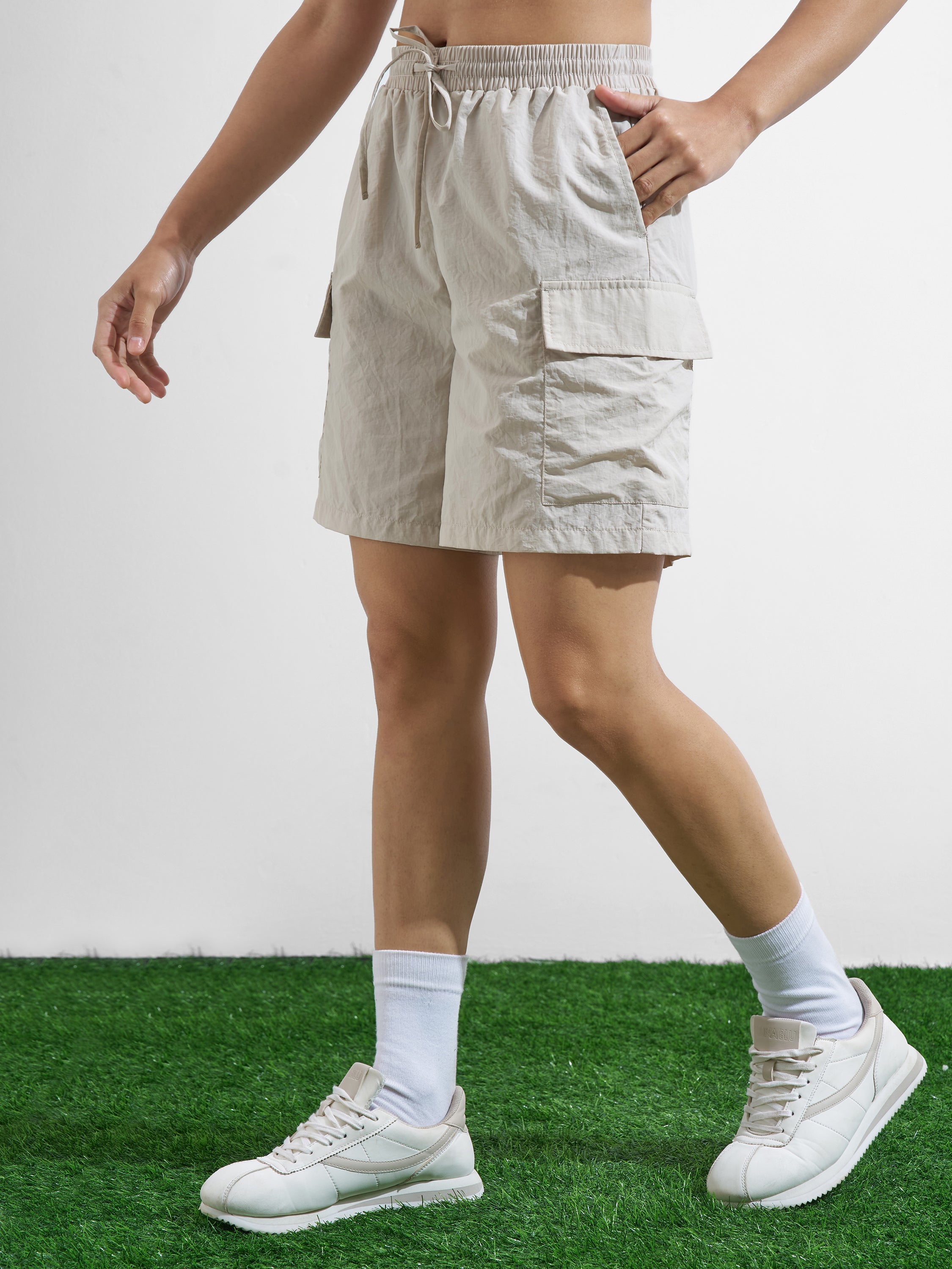 Street By Tokyo Talkies Women Beige Regular Fit Shorts - Beige - Image 4