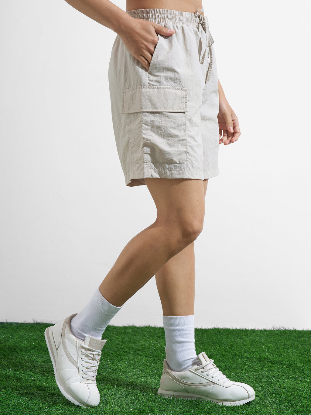 Street By Tokyo Talkies Women Beige Regular Fit Shorts - Beige - Image 6