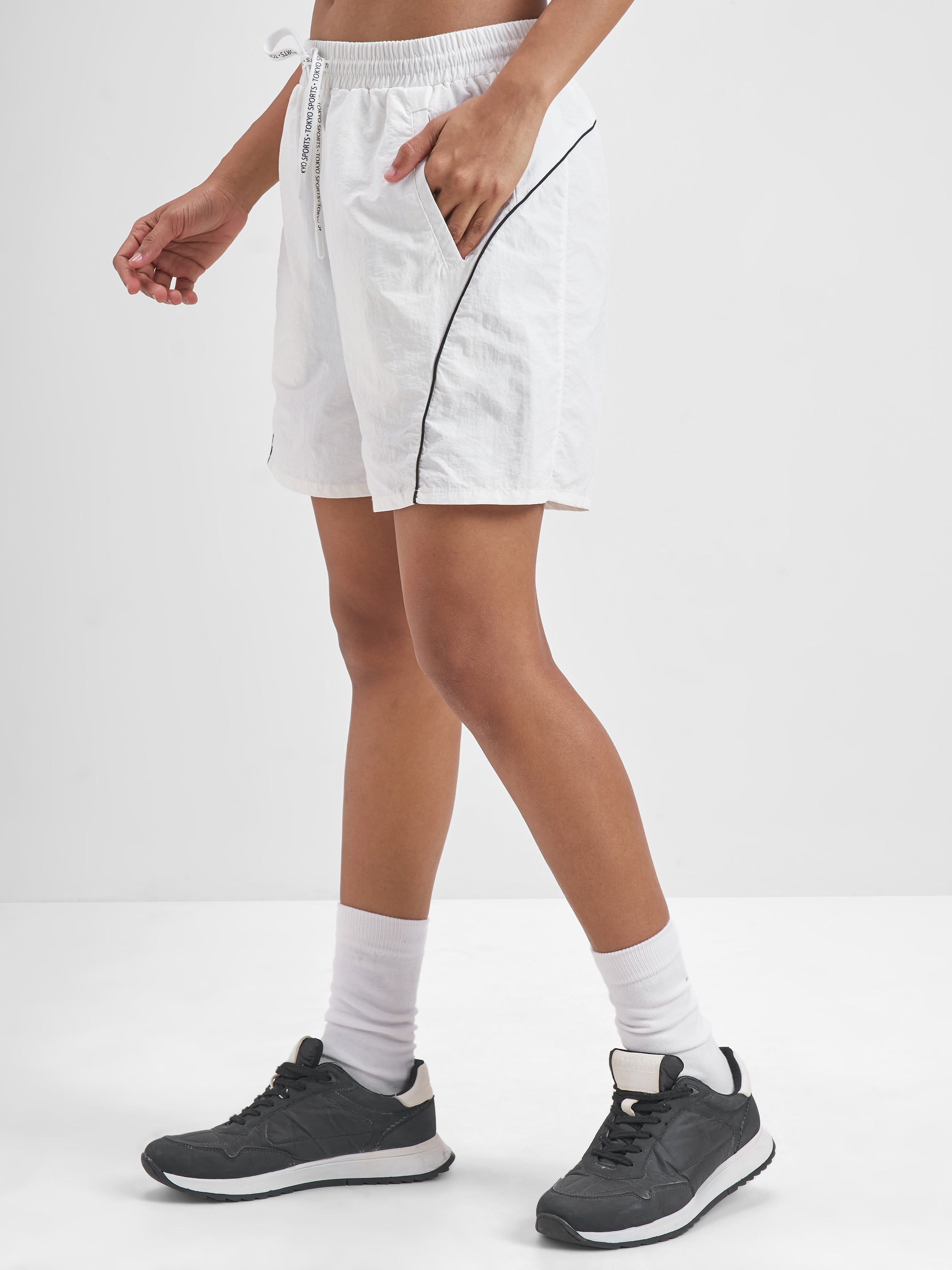 Street By Tokyo Talkies Women White Regular Fit Shorts - White - Image 4