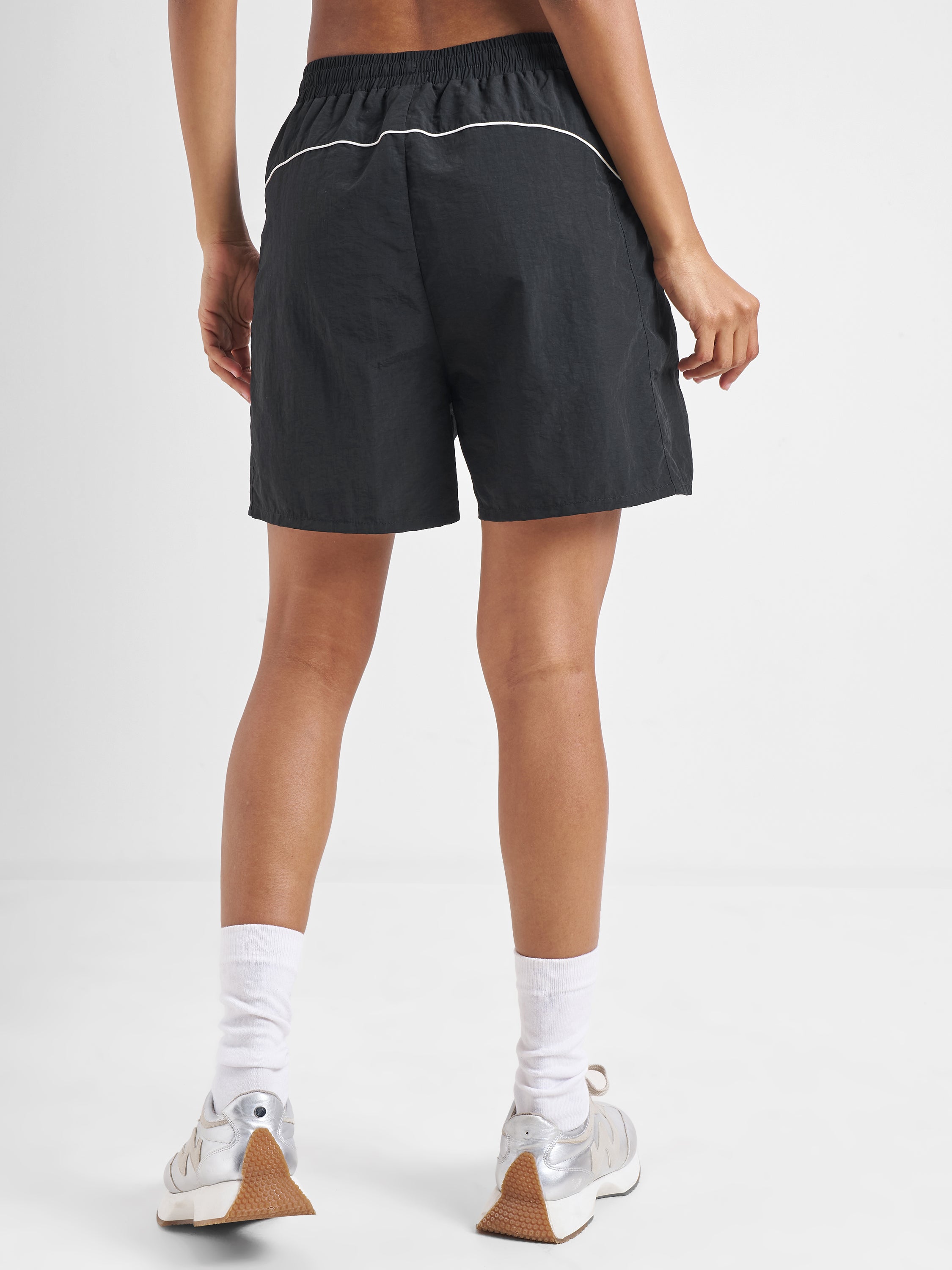 Street By Tokyo Talkies Women Black Regular Fit Shorts - Black - Image 3