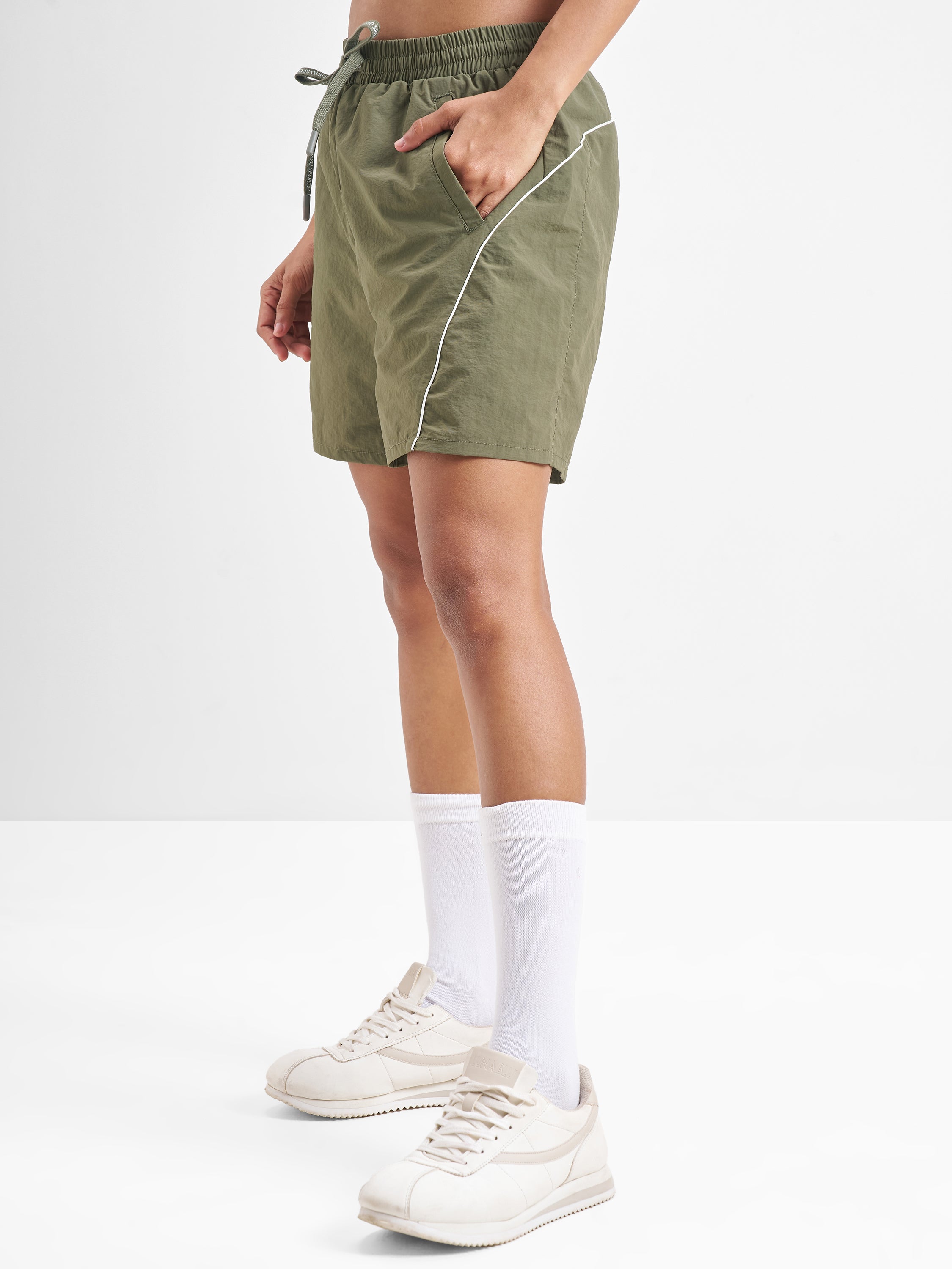 Street By Tokyo Talkies Women Green Regular Fit Shorts - Green - Image 4