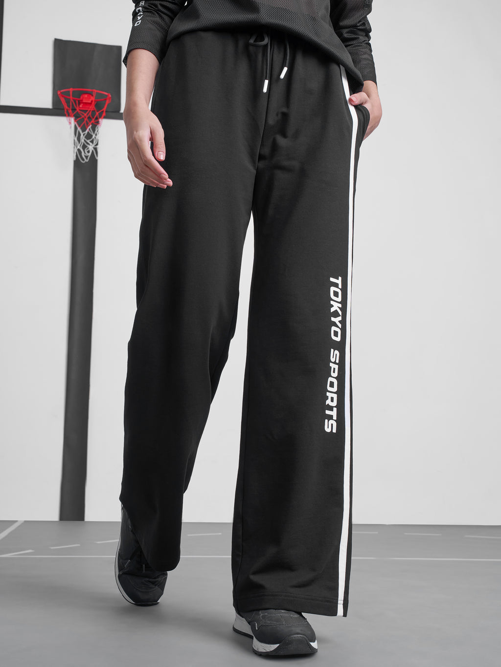 Street By Tokyo Talkies Women Black Regular Fit Track Pant - Black - Image 1