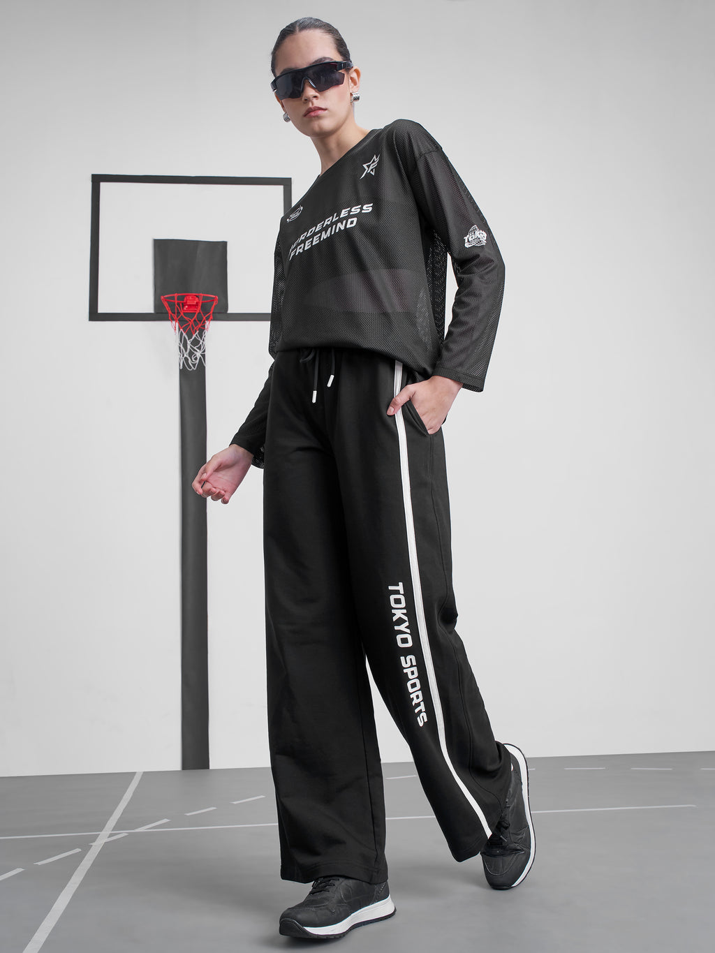 Street By Tokyo Talkies Women Black Regular Fit Track Pant - Black - Image 2