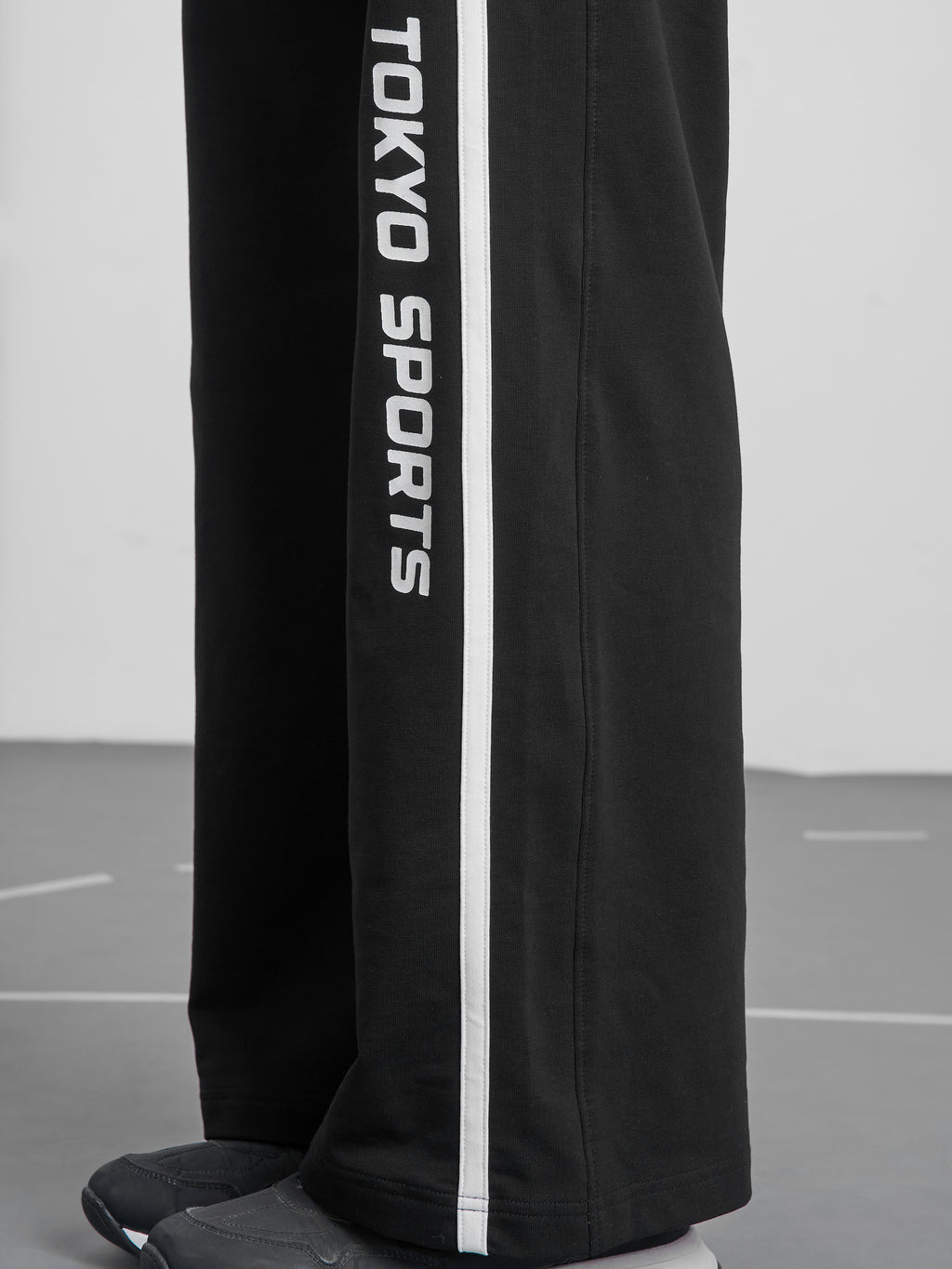 Street By Tokyo Talkies Women Black Regular Fit Track Pant - Black - Image 7