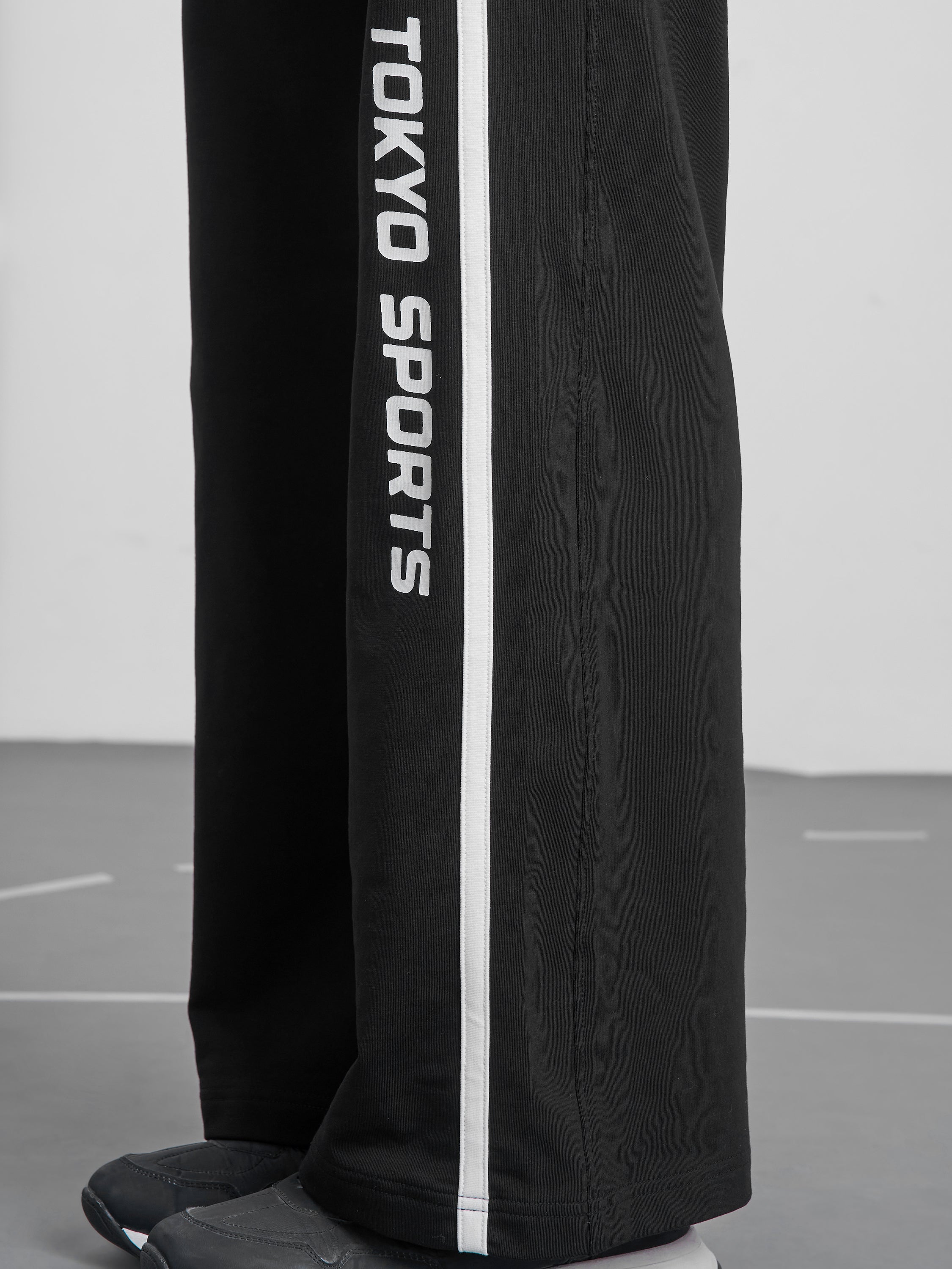 Street By Tokyo Talkies Women Black Regular Fit Track Pant - Black - Image 7