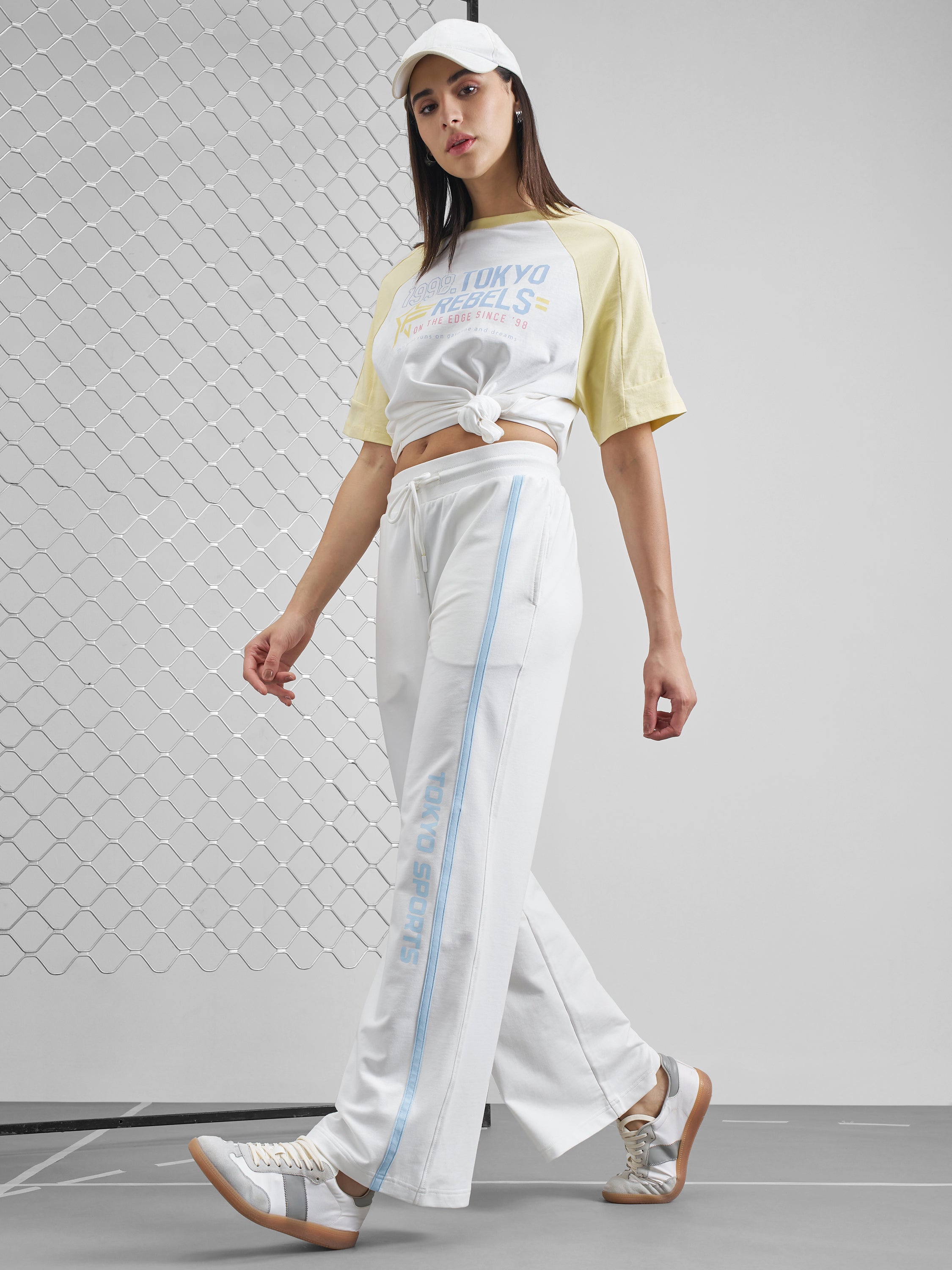 Street By Tokyo Talkies Women White Regular Fit Track Pant - White - Image 2