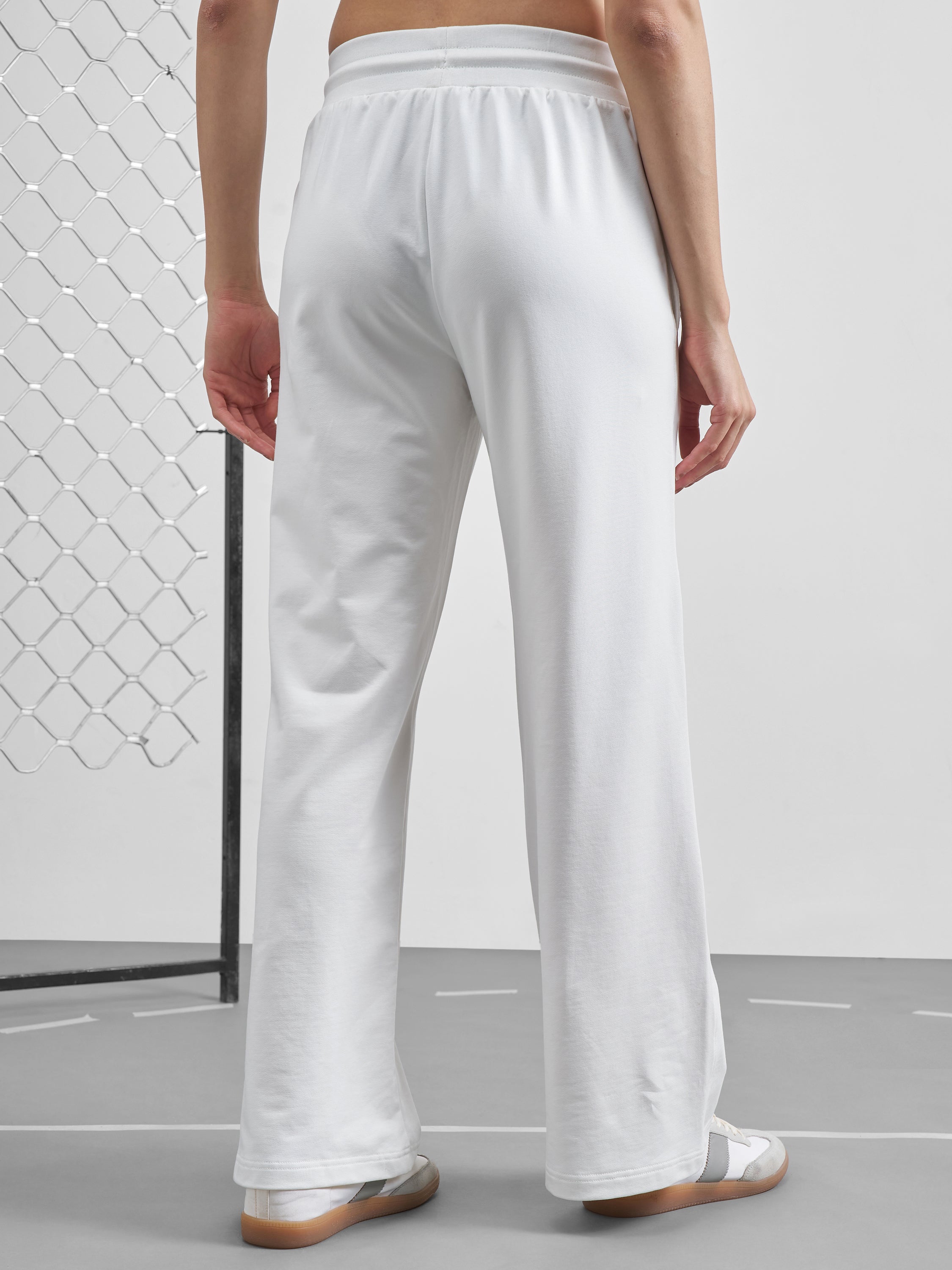 Street By Tokyo Talkies Women White Regular Fit Track Pant - White - Image 3