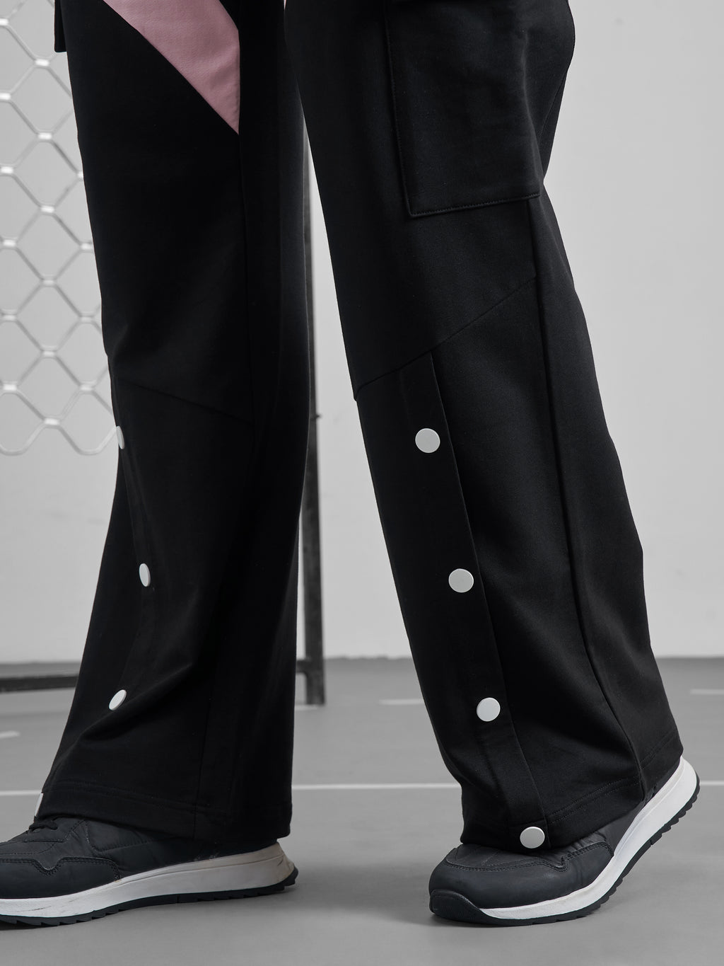 Street By Tokyo Talkies Women Black Relaxed Fit Track Pant - Black - Image 7