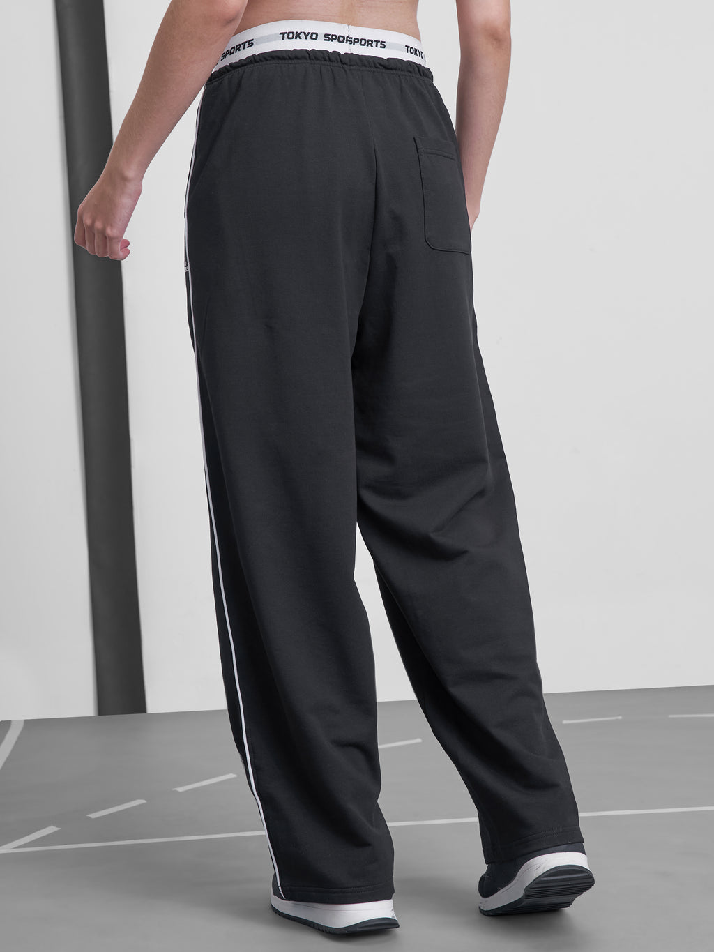 Street By Tokyo Talkies Women Black Relaxed Fit Track Pant - Black - Image 3